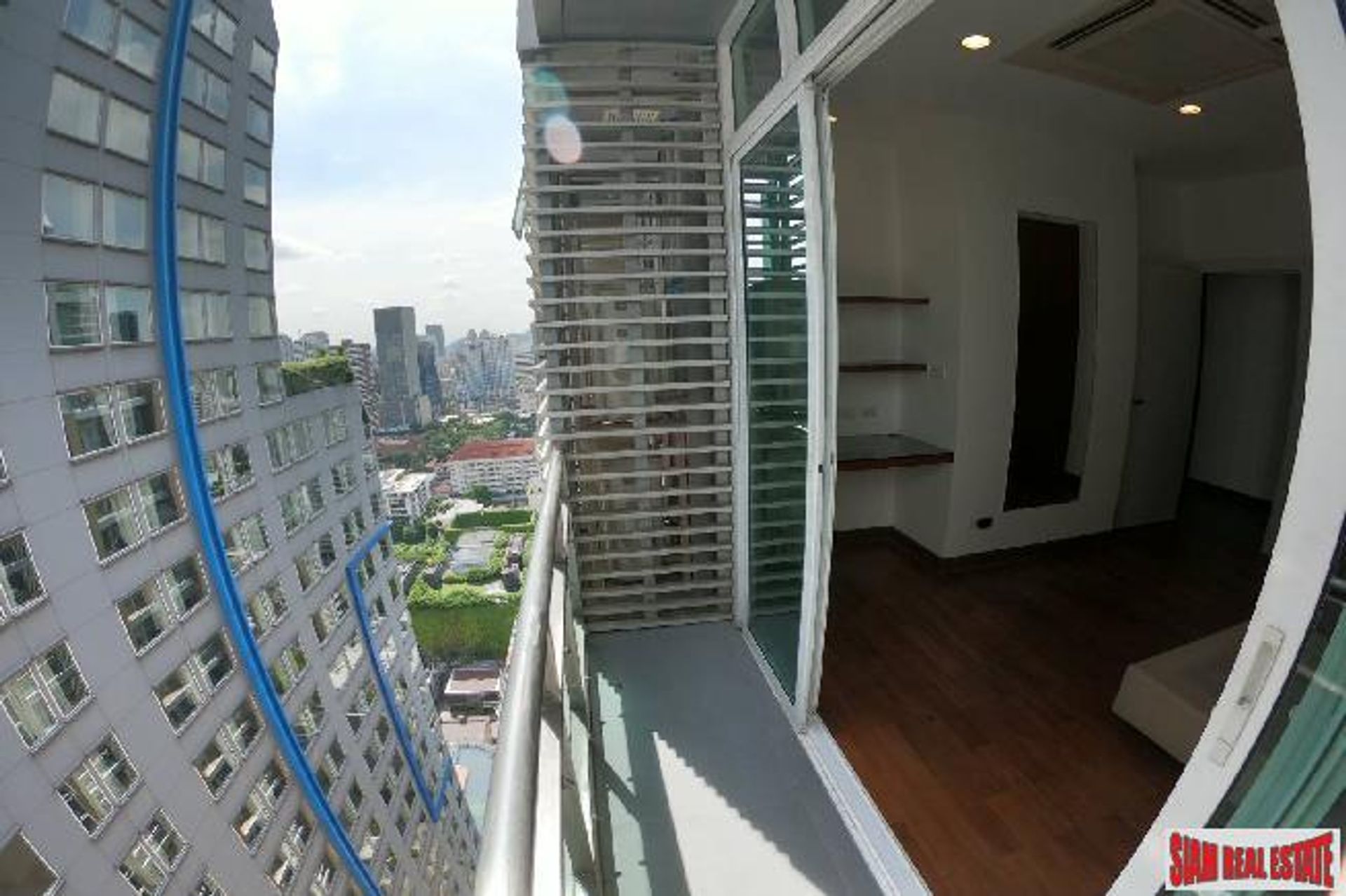 Condominium dans Nana, Bangkok 10026462