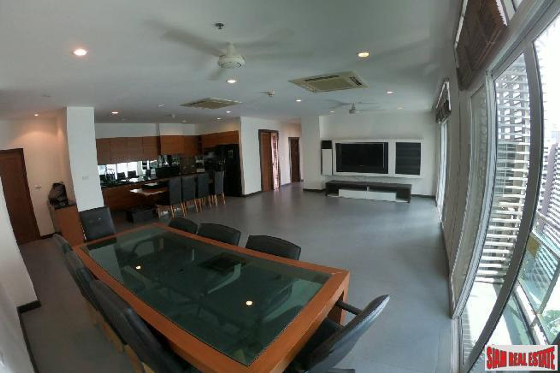 Condominium dans Nana, Bangkok 10026462