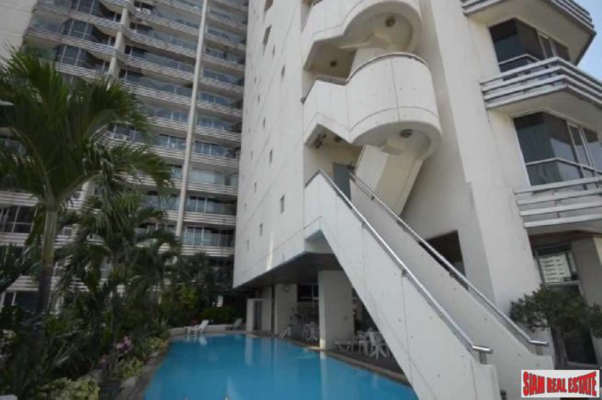 Condominium in Nana, Bangkok 10026495