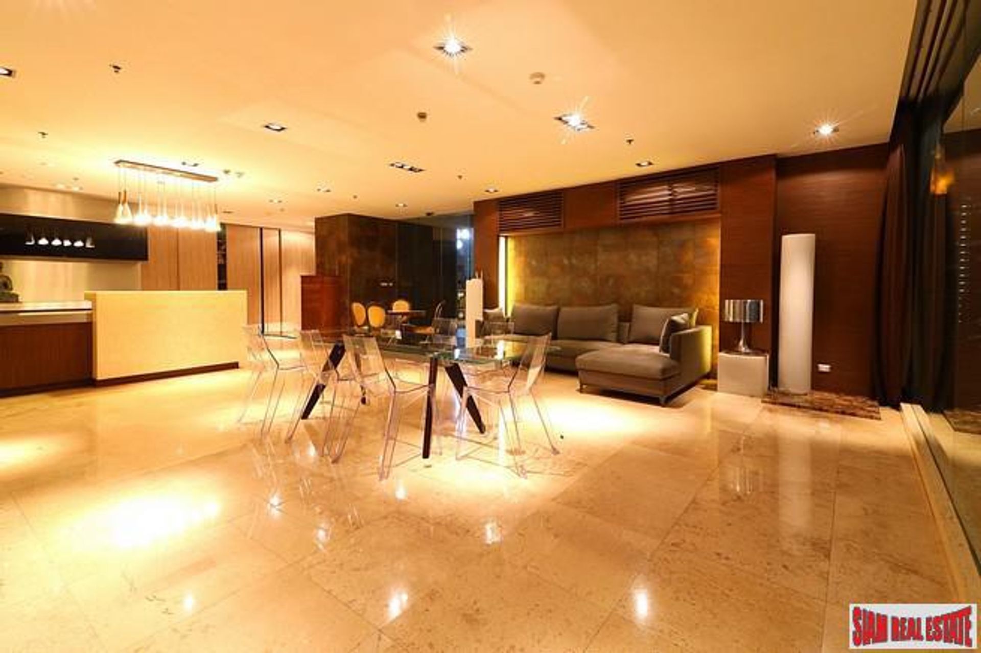 Condominium in Asok, Bangkok 10026500