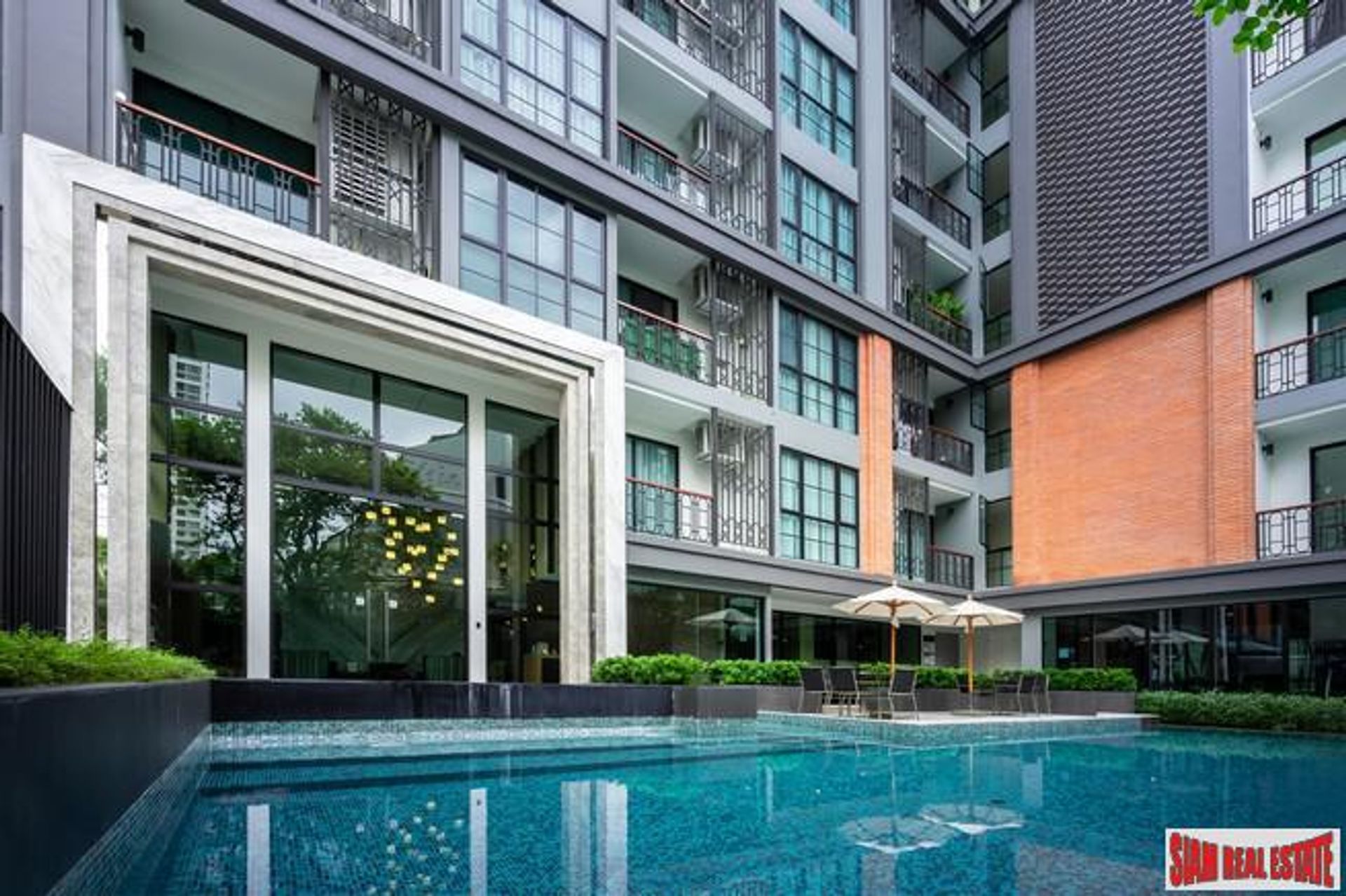 Condominium in Pathum Wan, Krung Thep Maha Nakhon 10026511