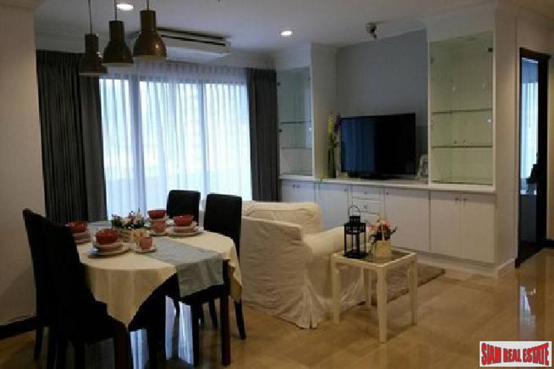 Condominium in Watthana, Krung Thep Maha Nakhon 10026526