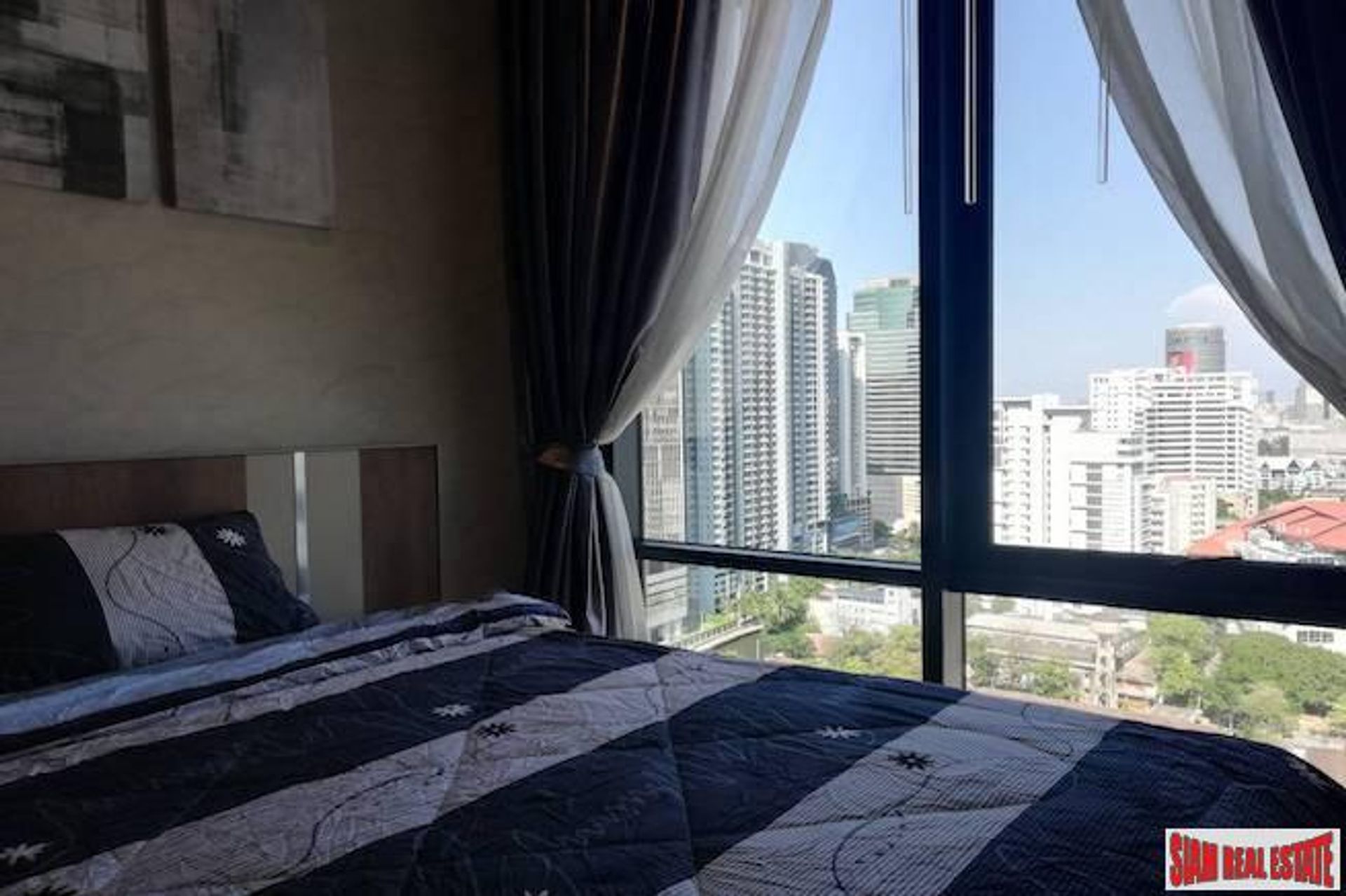 Condominium dans Asok, Bangkok 10026527