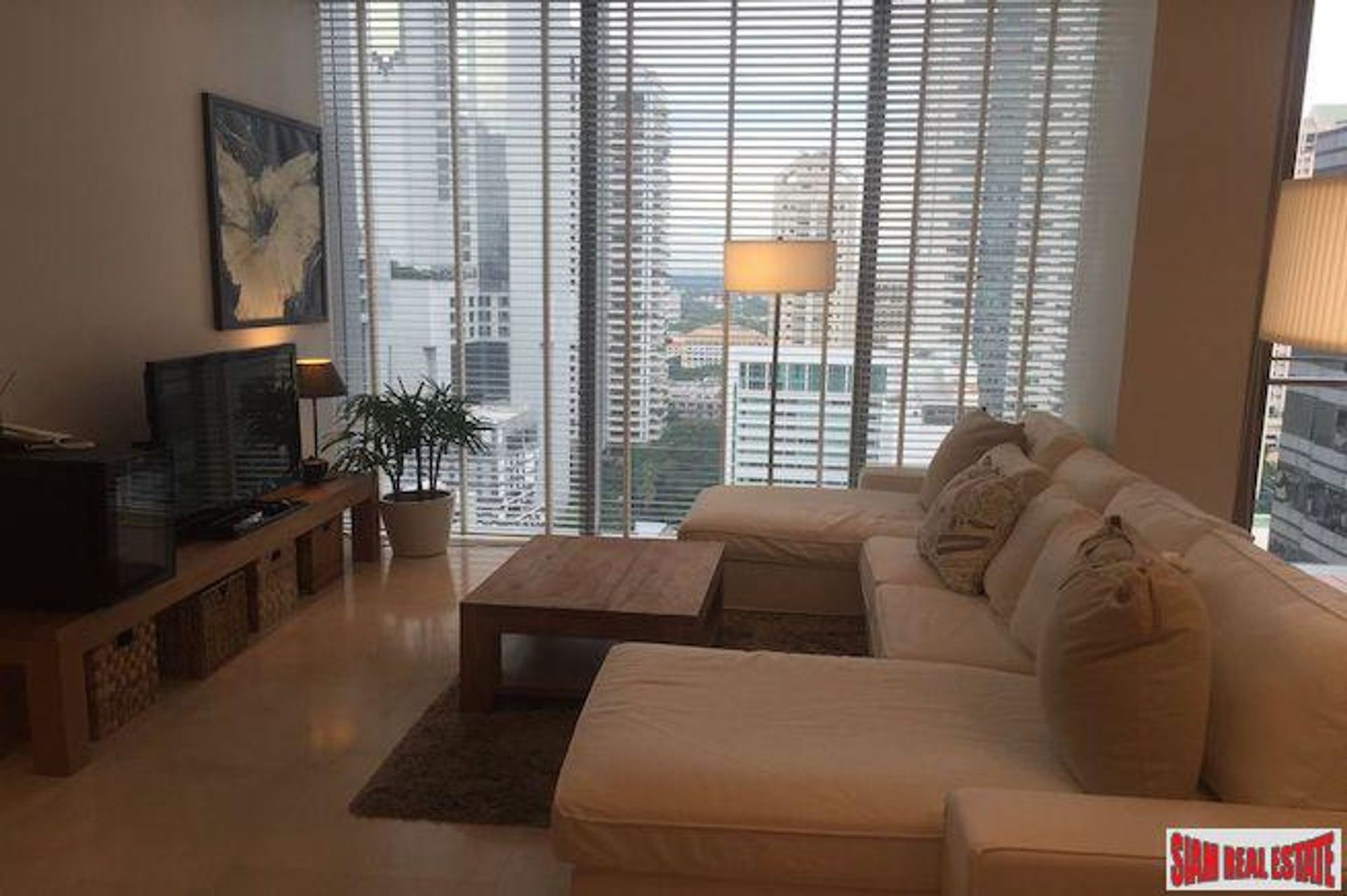 Condominium in Sala Daeng, Bangkok 10026637