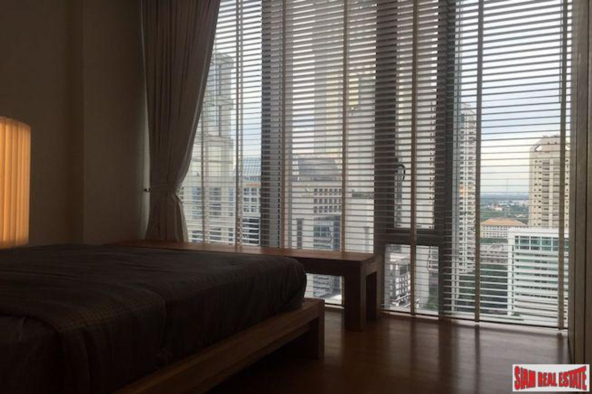 Condominium in Sala Daeng, Bangkok 10026637