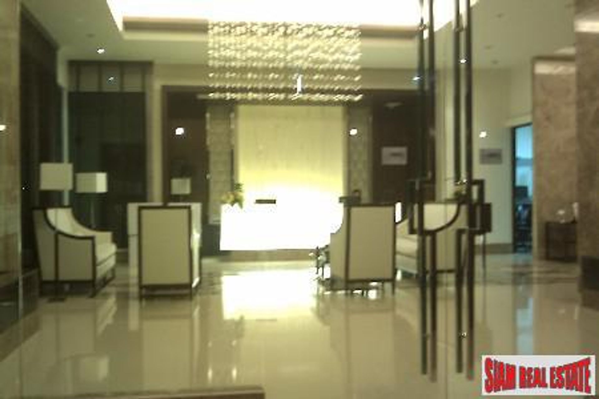 Condominium in Din Daeng, Krung Thep Maha Nakhon 10026645