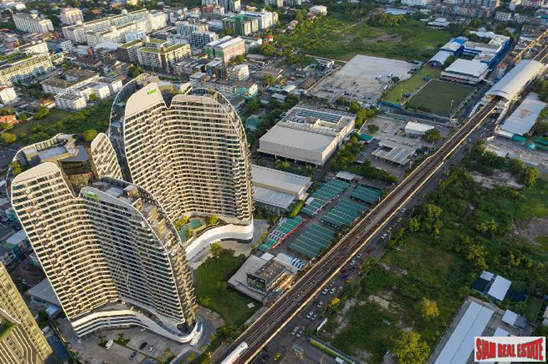 Condominium dans Bangna, Bangkok 10026737