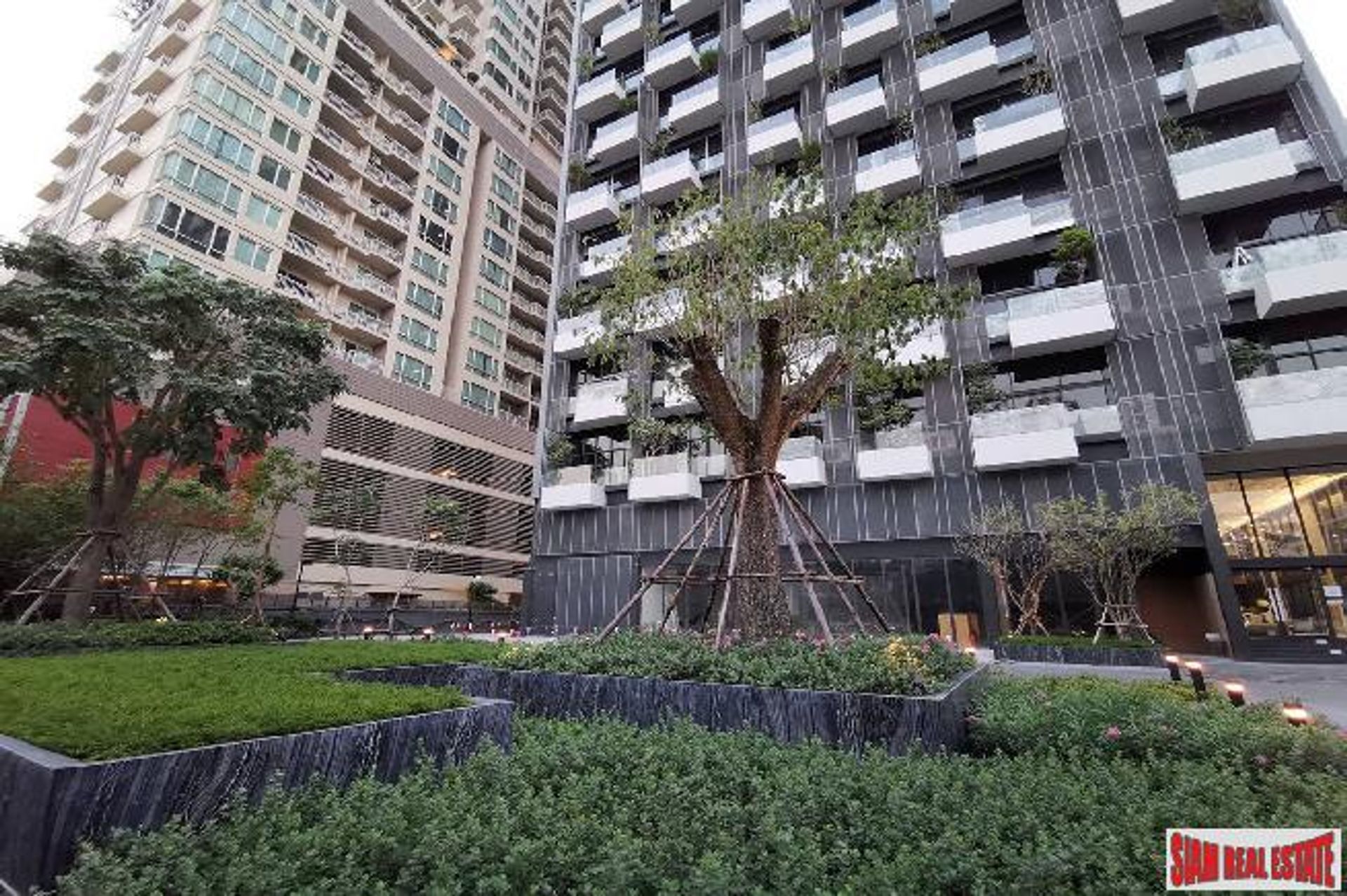 Condominio en Phrom Phong, Bangkok 10026798