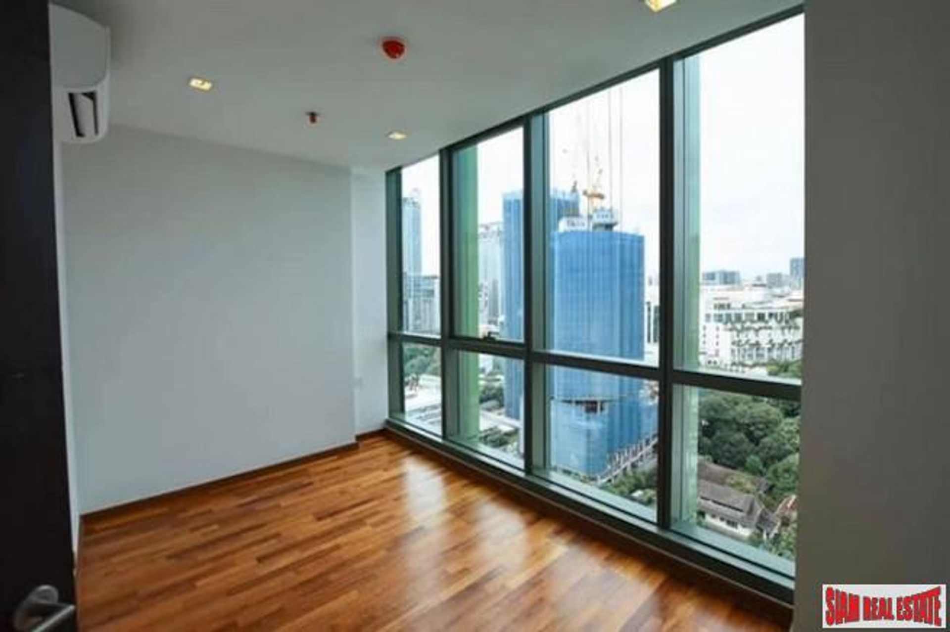 Condominium in Ratchathewii, Bangkok 10026799