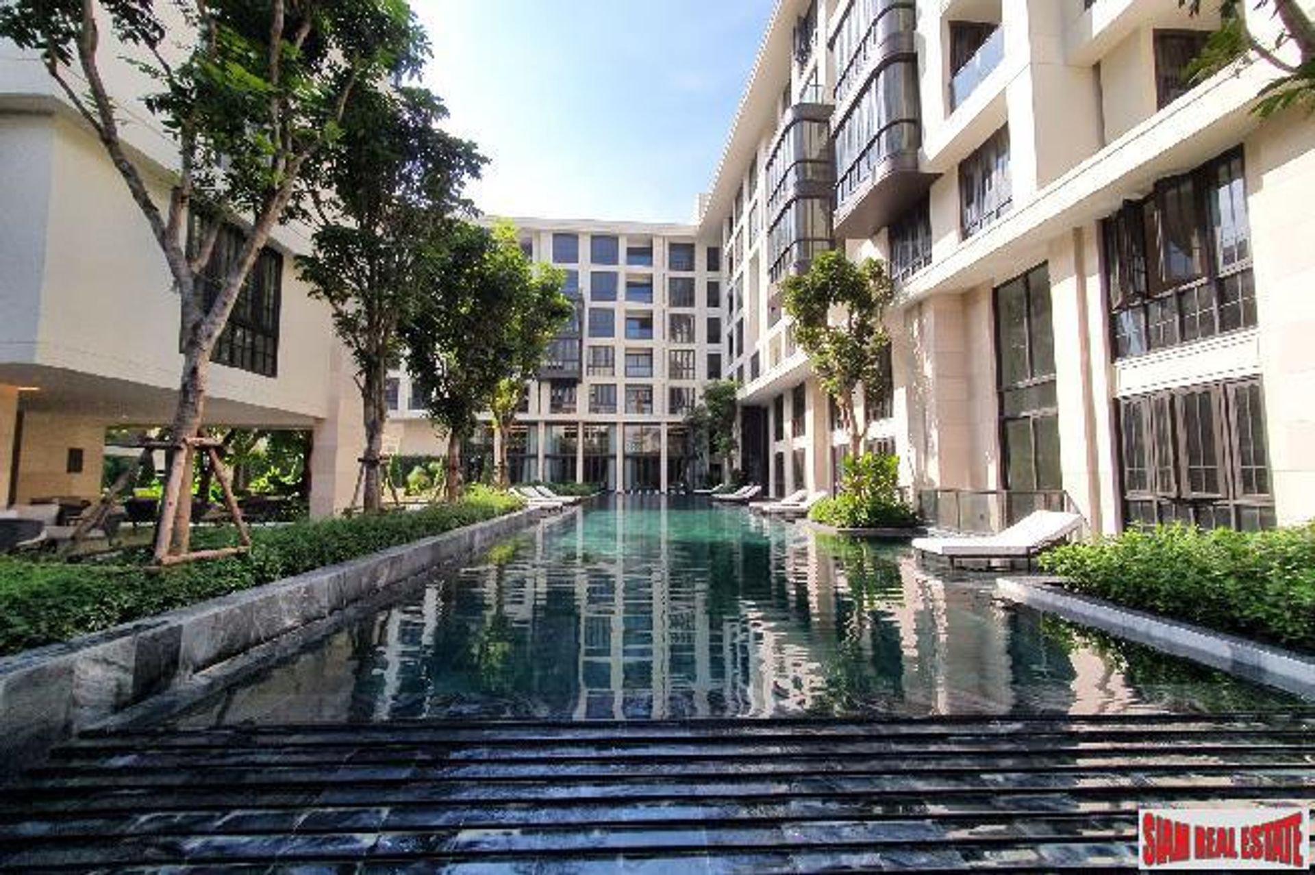 Condominio nel Ekkamai, Bangkok 10026854