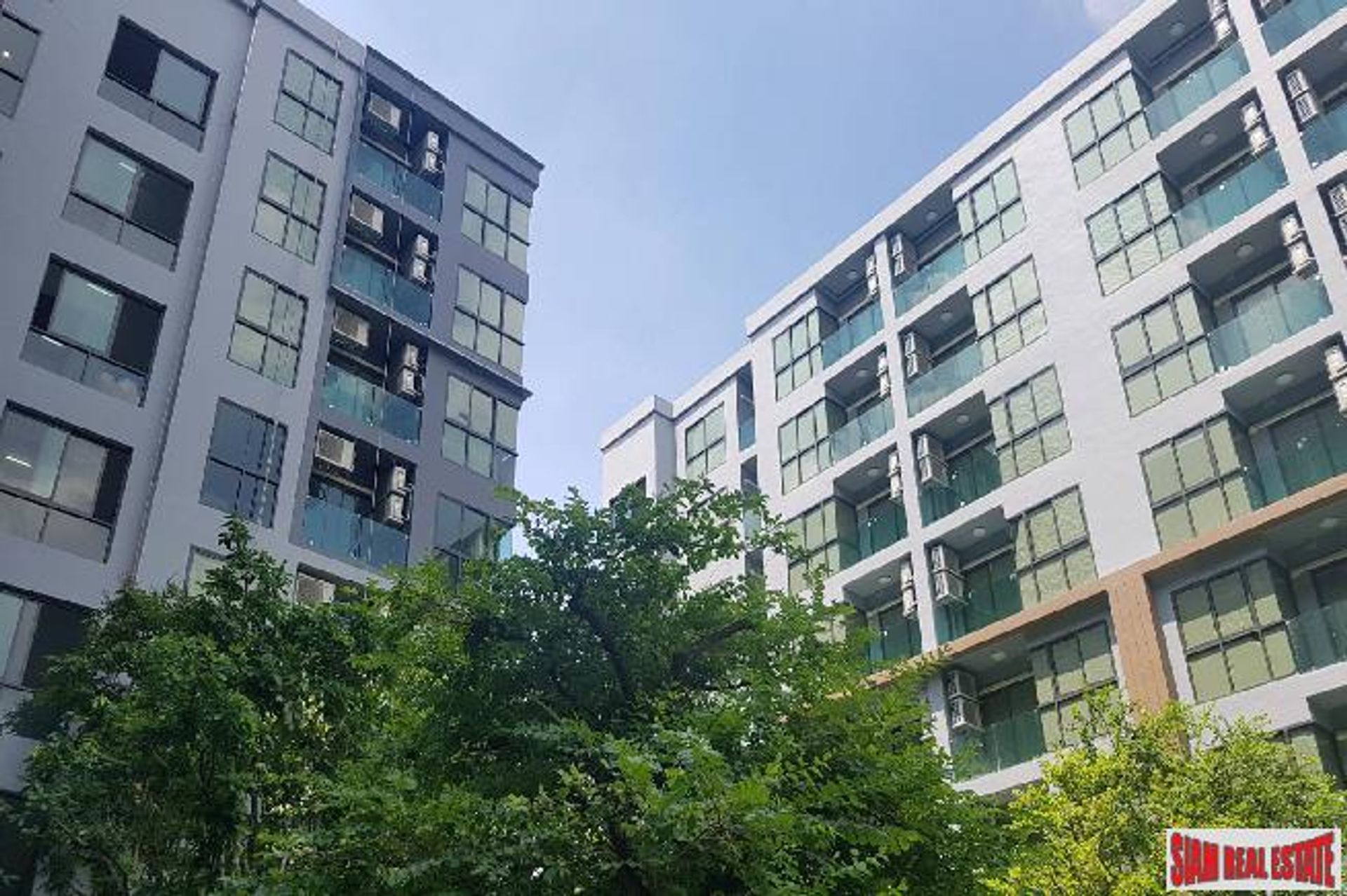 Condominio en Phra Khanong, Krung Thep Maha Nakhon 10026912