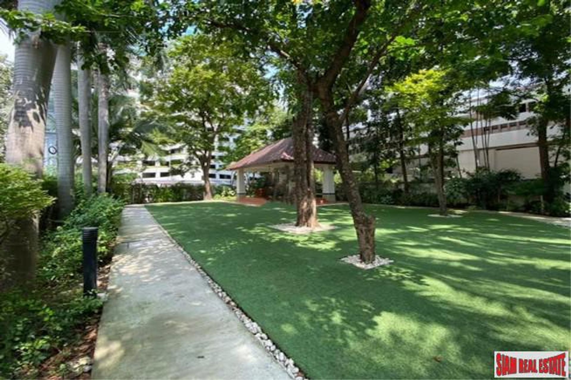 Condominio en Ban Na Song, Krung Thep Maha Nakhon 10026946