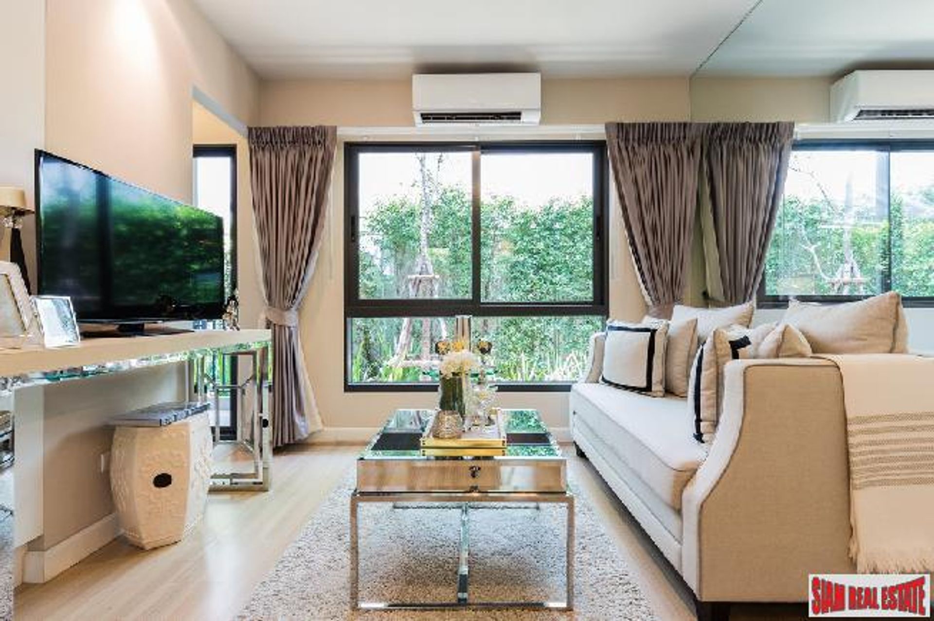 Condominium in Phrom Phong, Bangkok 10026997