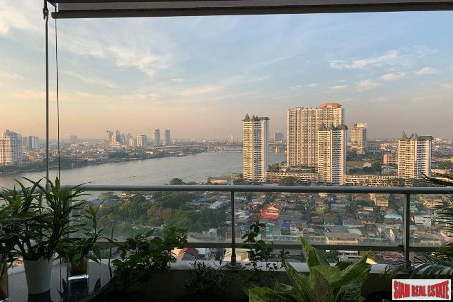 Condominium in Silom, Bangkok 10027047