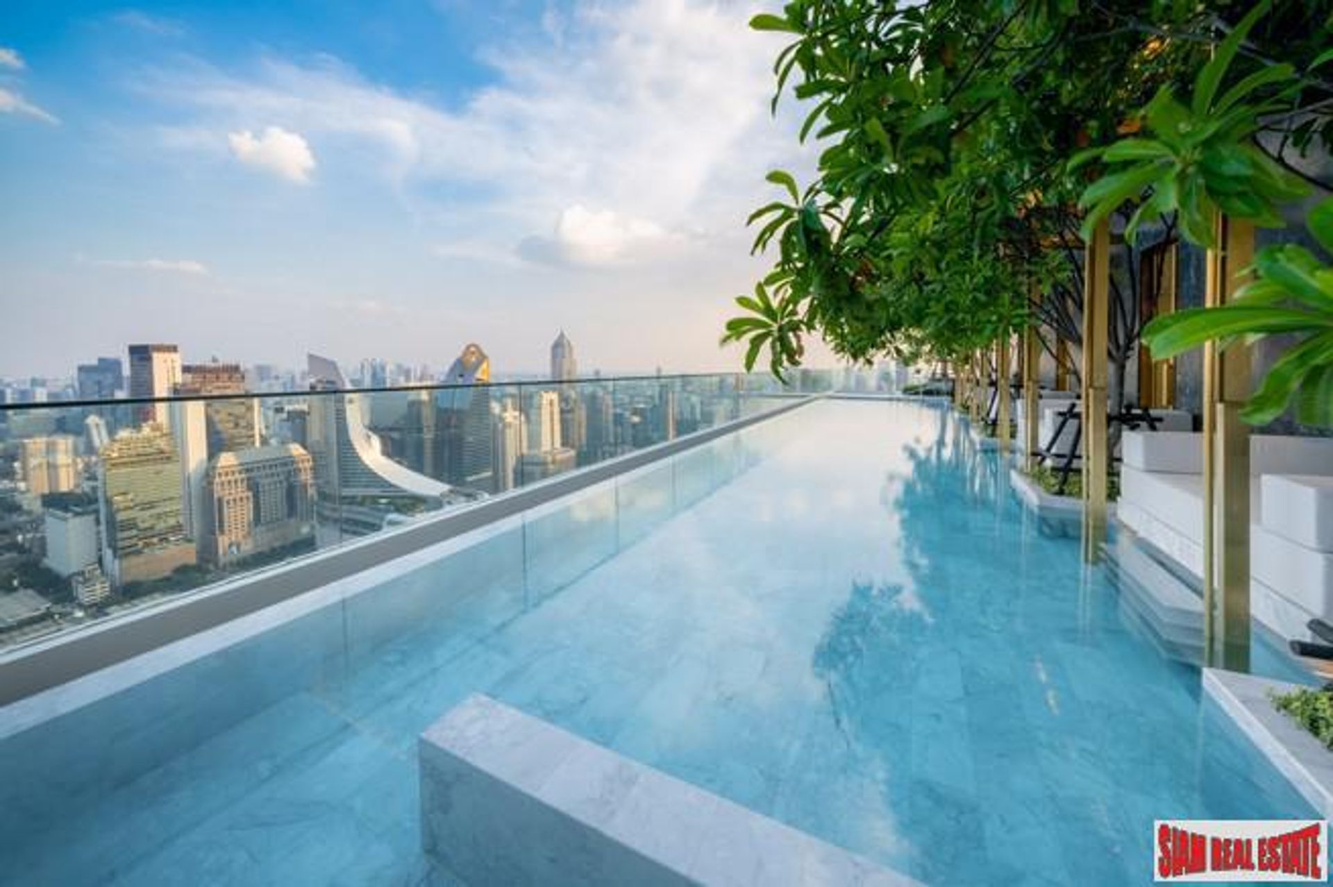 Condominium in Chit Lom, Bangkok 10027115