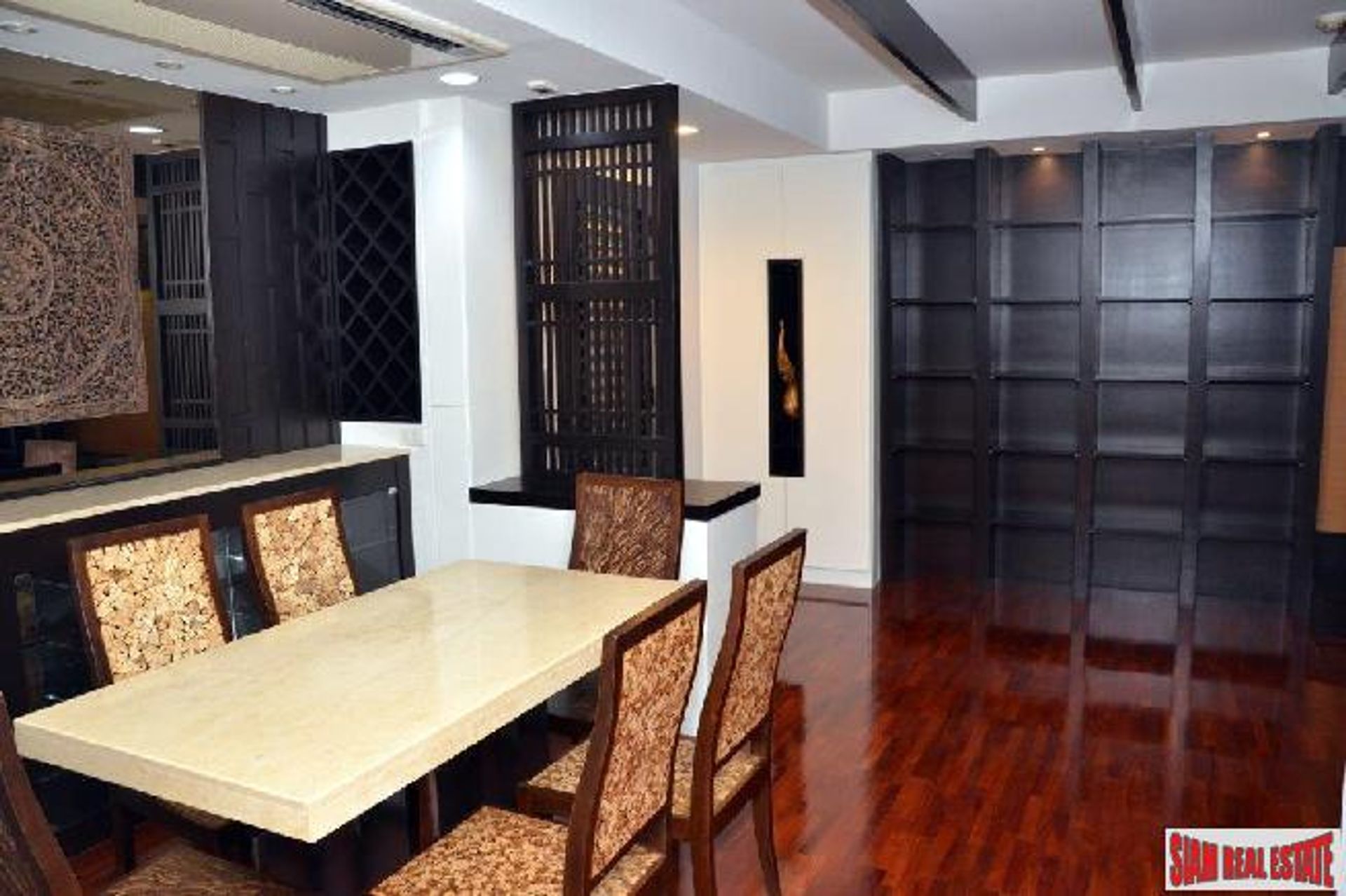 Condominio nel Yan Nawa, Krung Thep Maha Nakhon 10027119