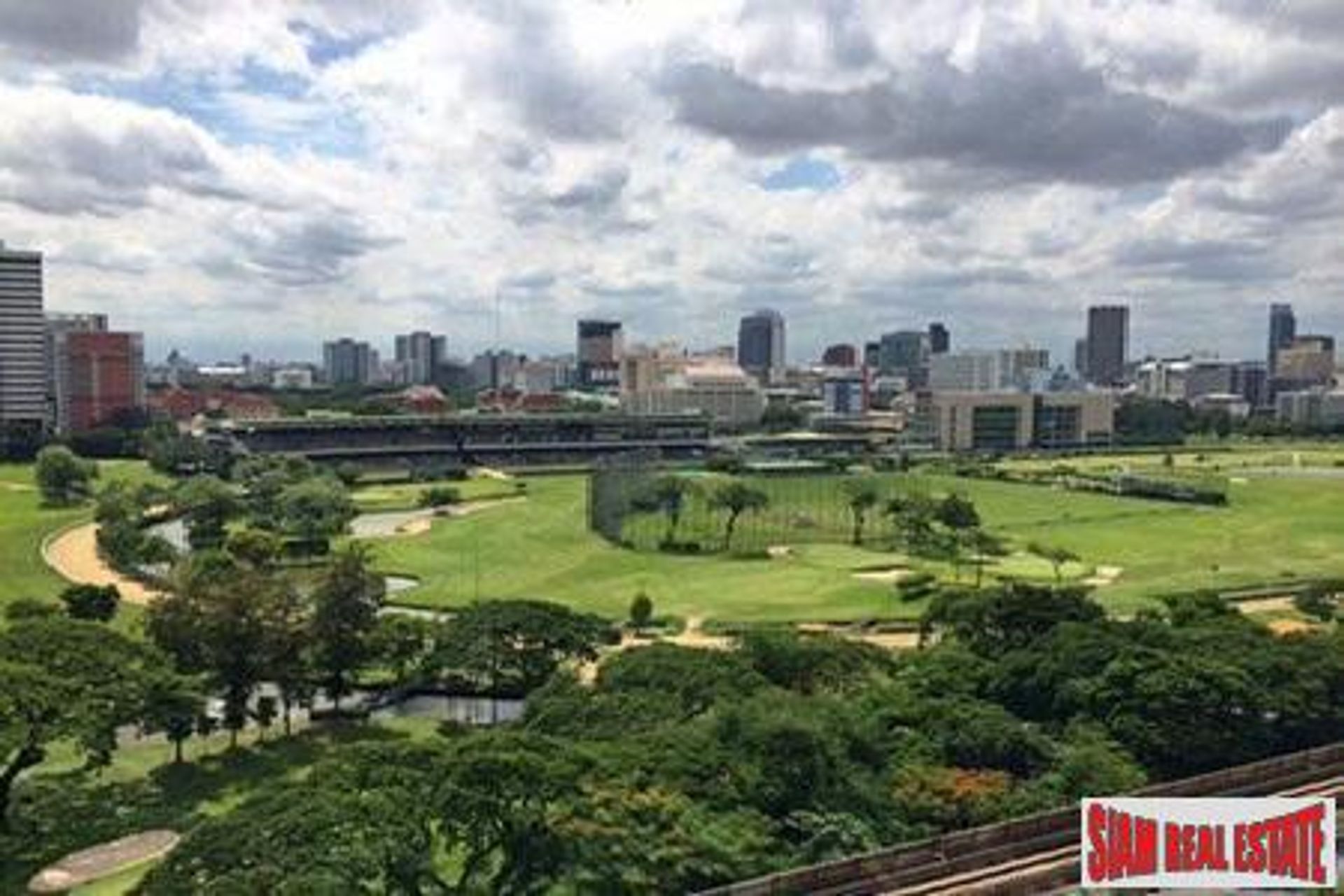 Osakehuoneisto sisään Pathum Wan, Krung Thep Maha Nakhon 10027144