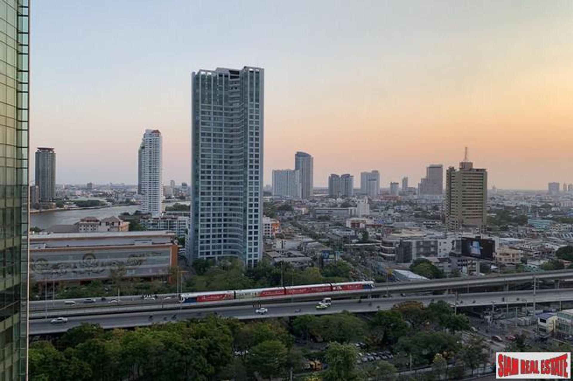 Condominium in Silom, Bangkok 10027145