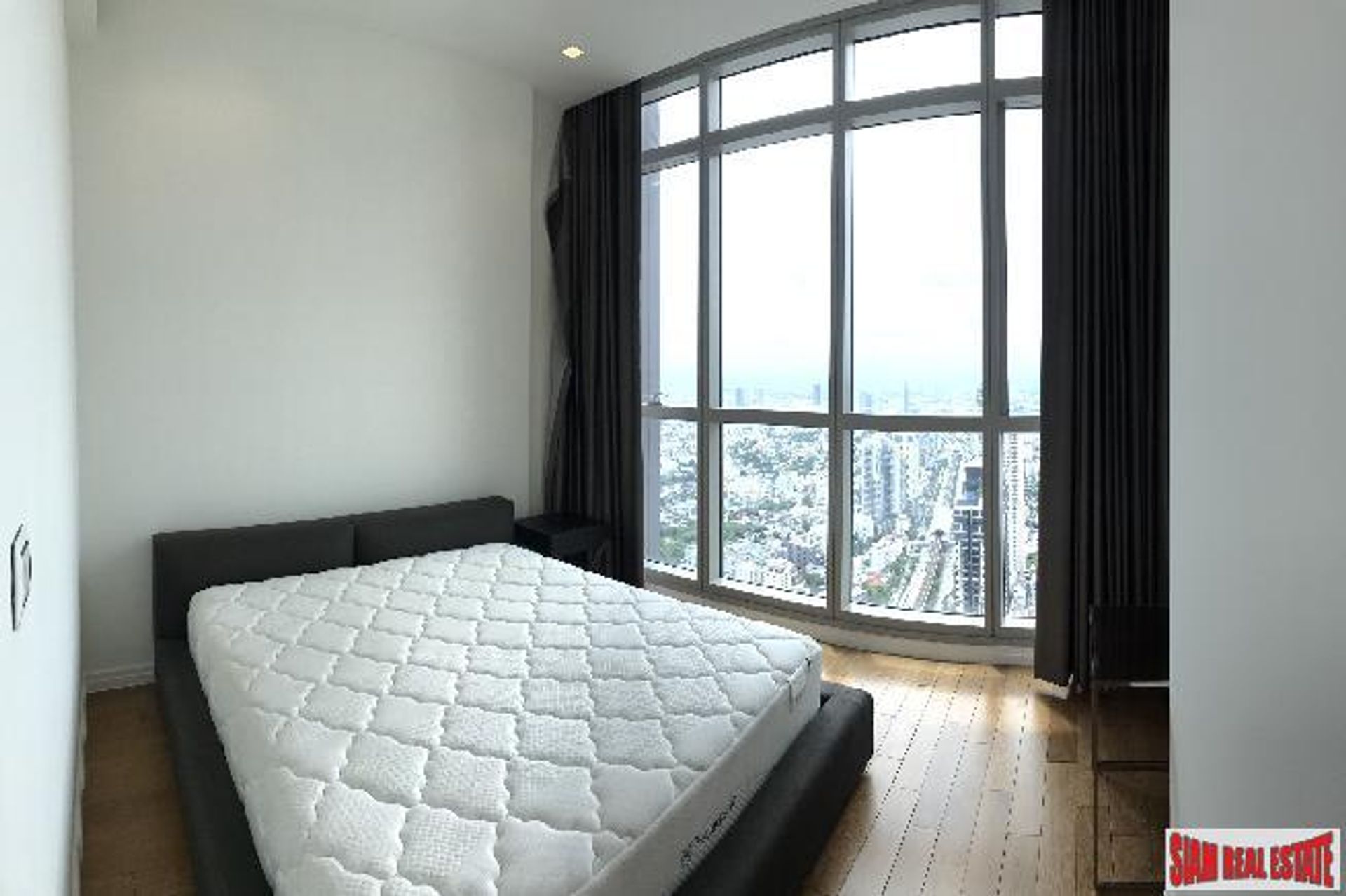 Condominium in Silom, Bangkok 10027145