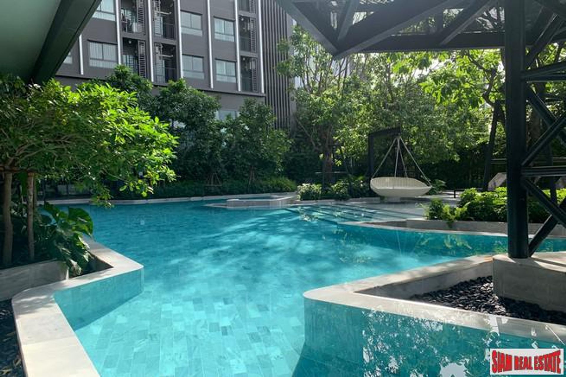 Condominio en Phra Ram 9, Bangkok 10027185