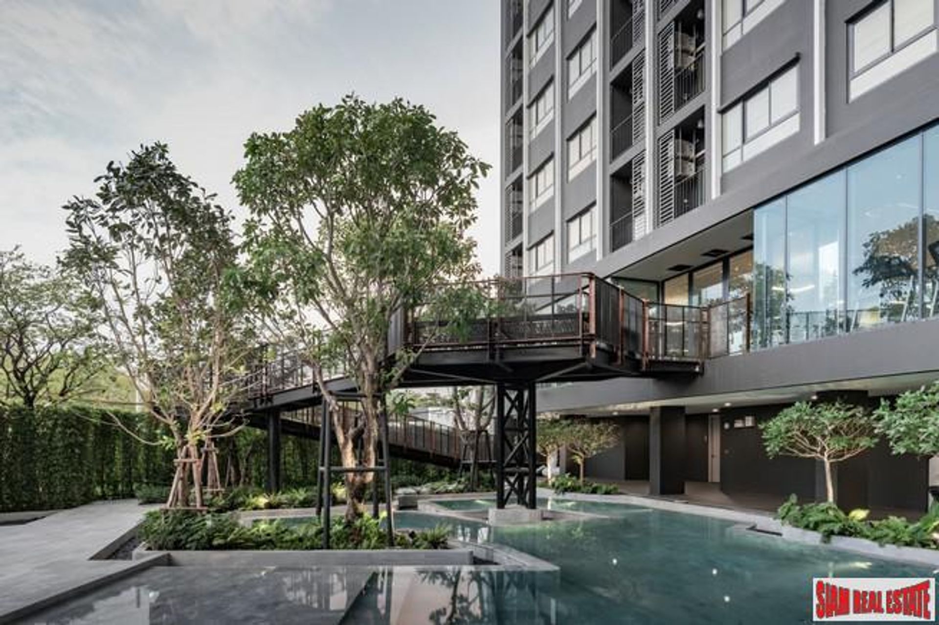 Condominium dans Phra Ram 9, Bangkok 10027186