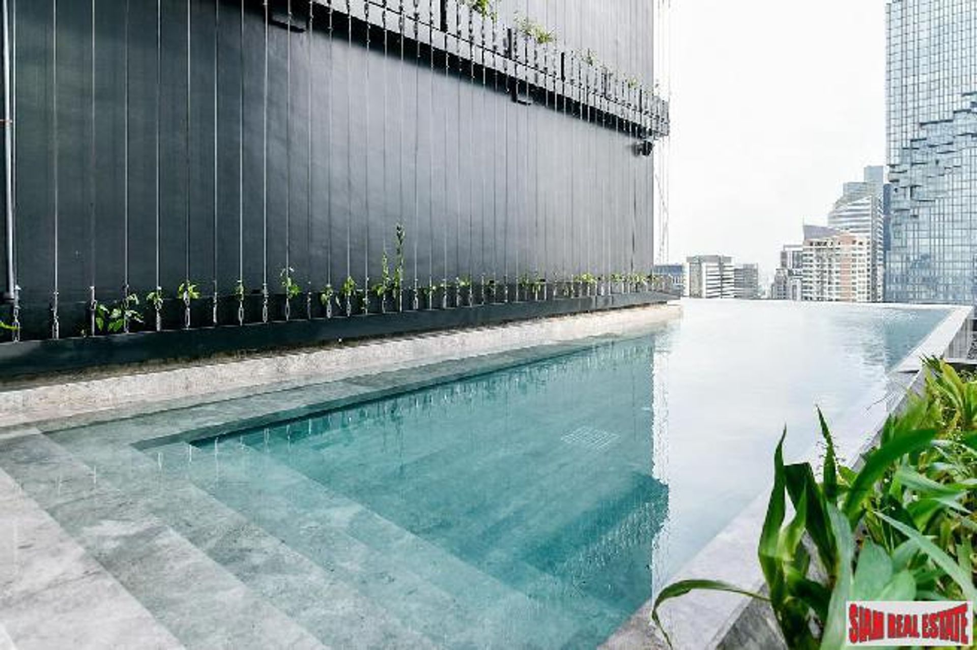 Condominium in Silom, Bangkok 10027193