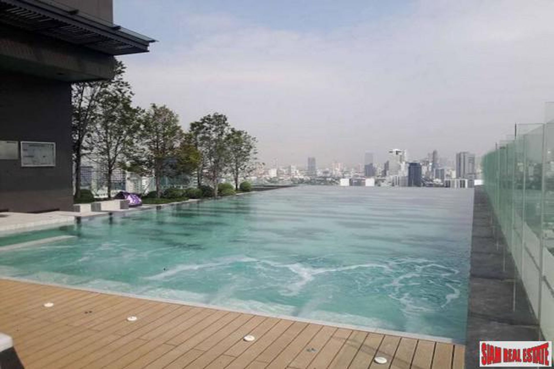 Condominium in Phaya Thai, Bangkok 10027200