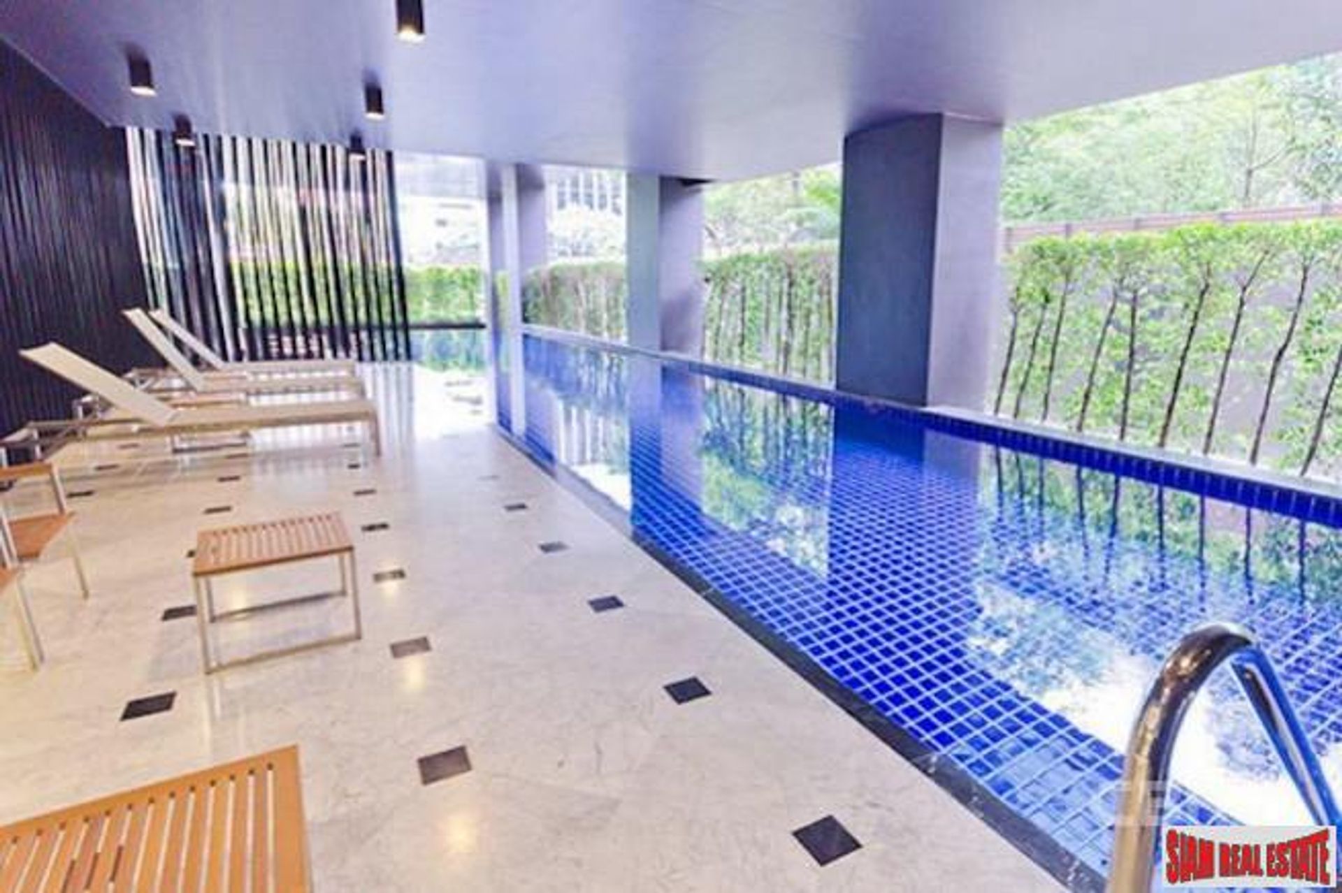 Condominio en Ekkamai, Bangkok 10027233