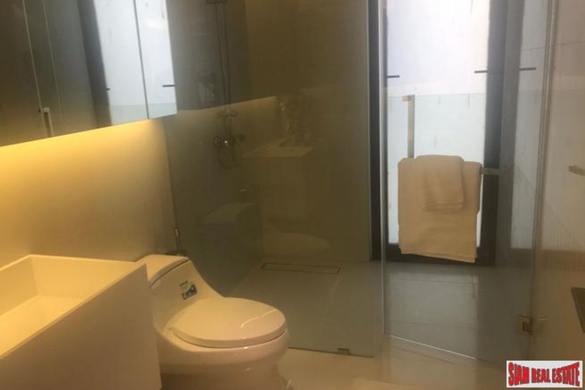 Condominio en Ban Na Song, Krung Thep Maha Nakhon 10027240