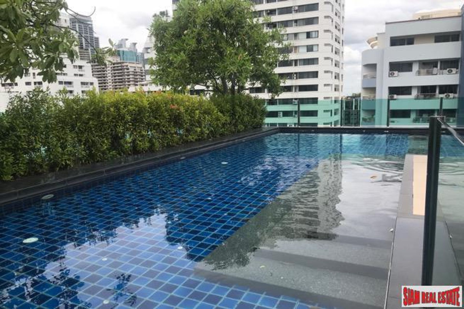 Condominium in Nana, Bangkok 10027243