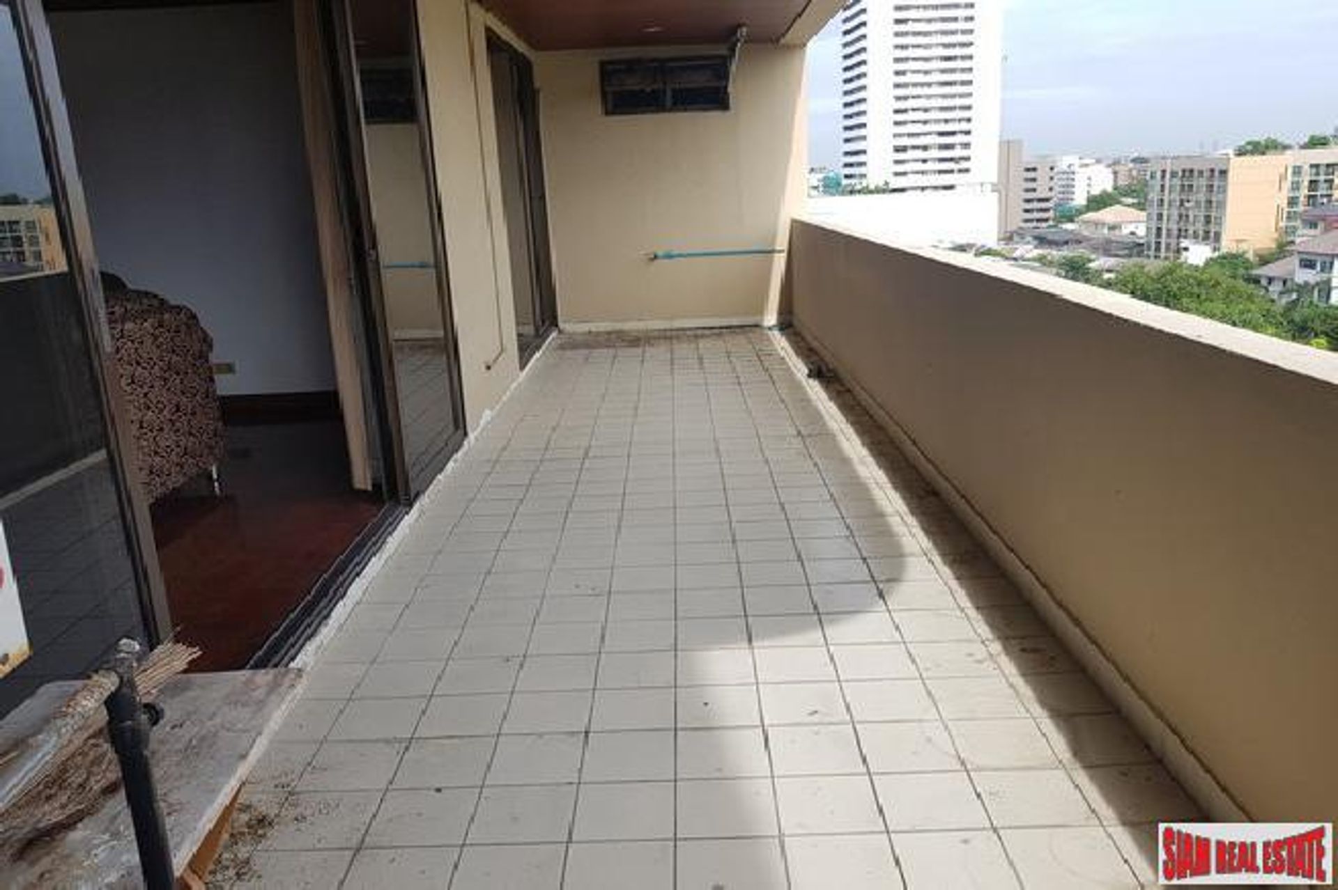 Condominium dans Ekkamai, Bangkok 10027307