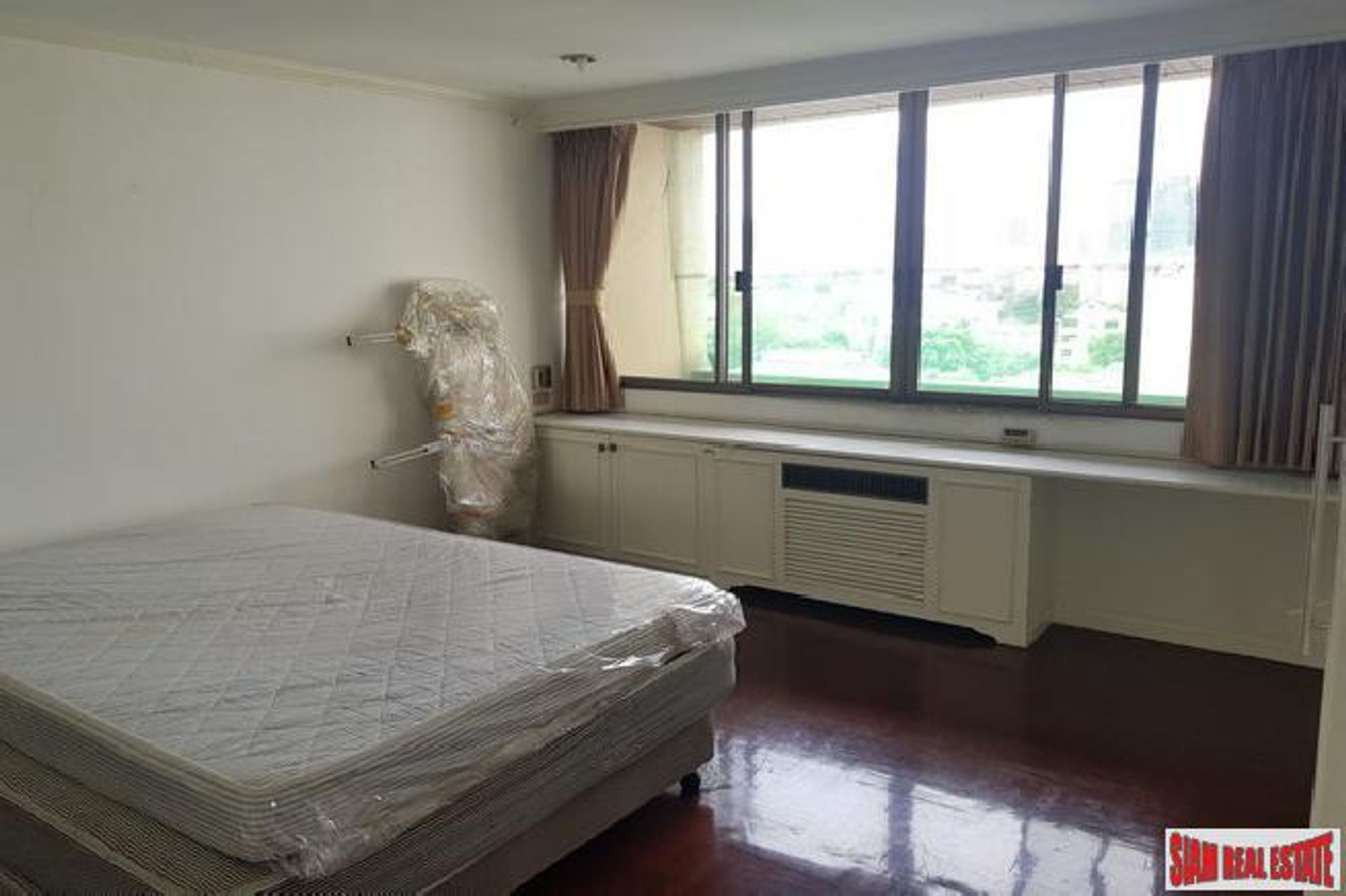 Condominium dans Ekkamai, Bangkok 10027307