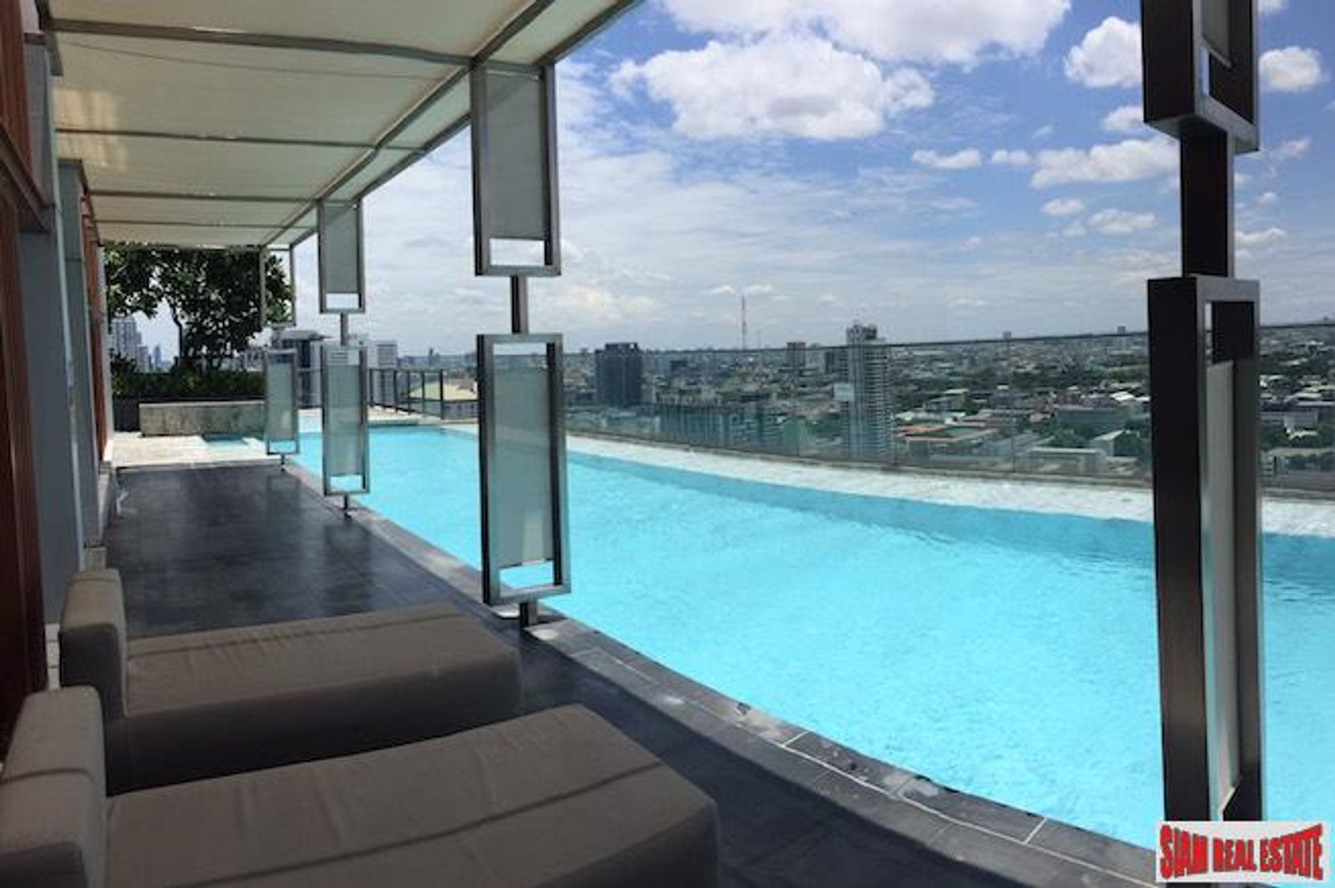 Condominium in Victory Monument, Bangkok 10027368