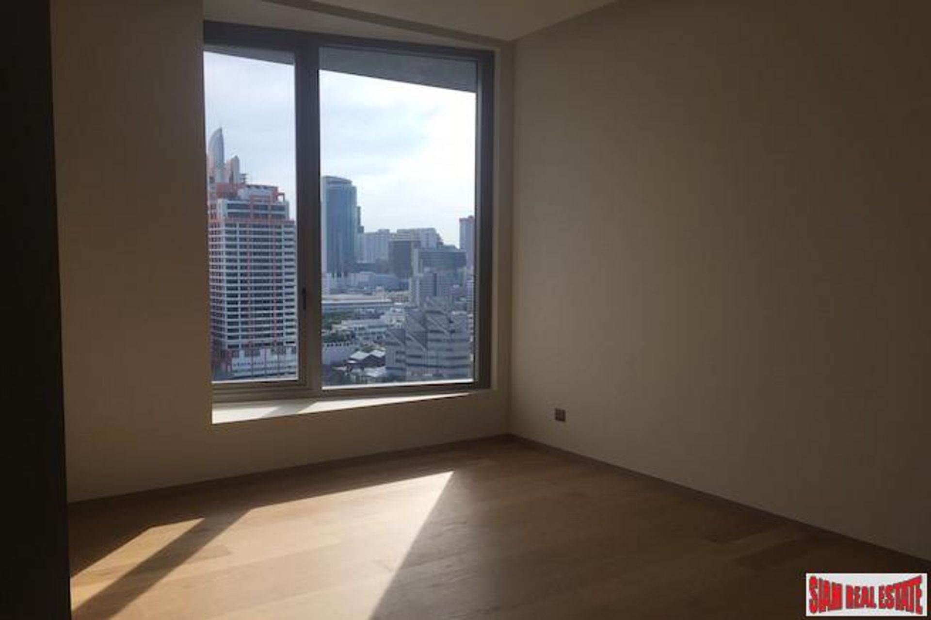 Condominium dans Sala Daeng, Bangkok 10027375