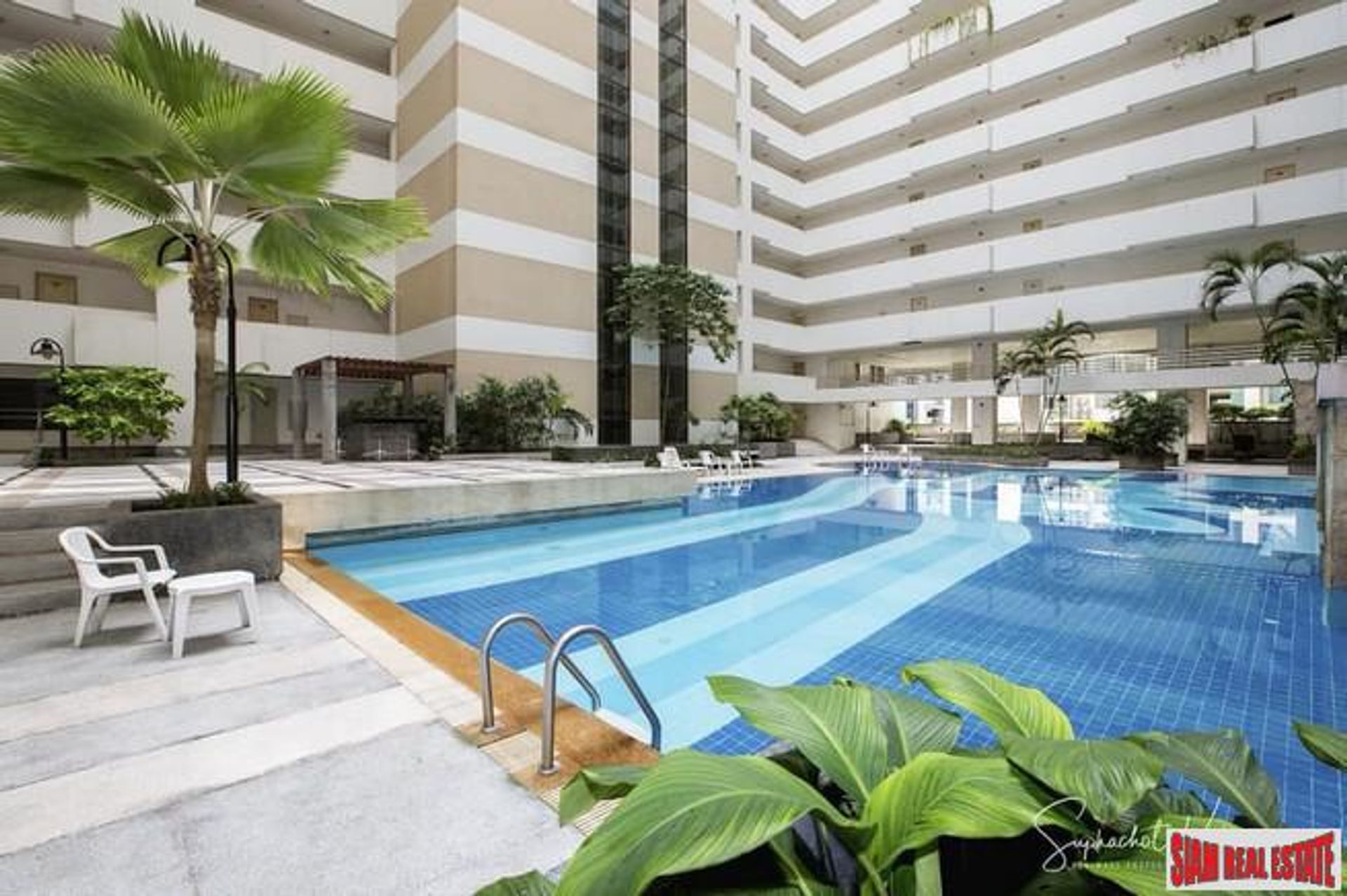 Condominium in Ratchadamri, Bangkok 10027381