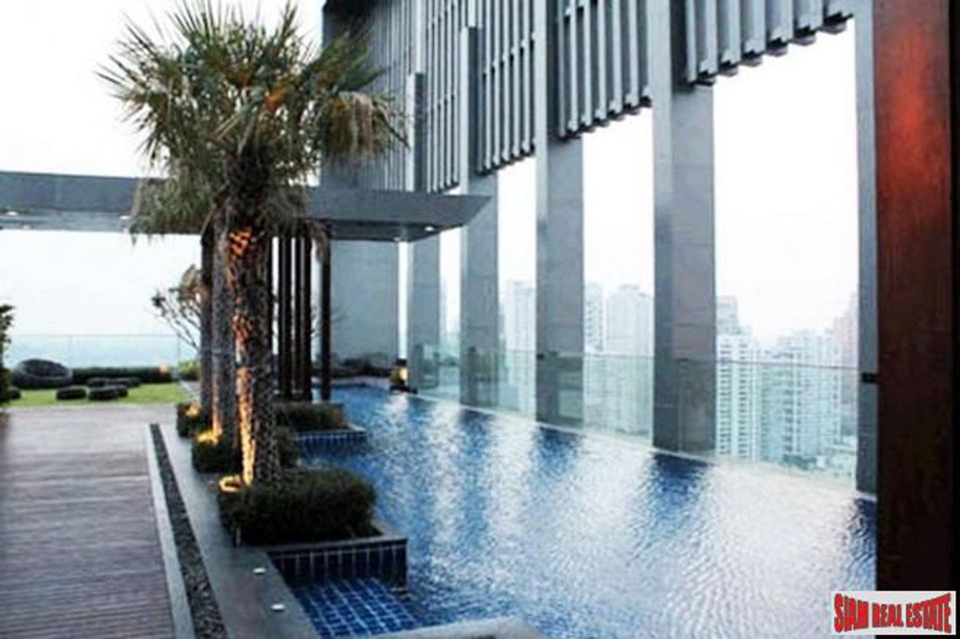 Condominium in Phrom Phong, Bangkok 10027406