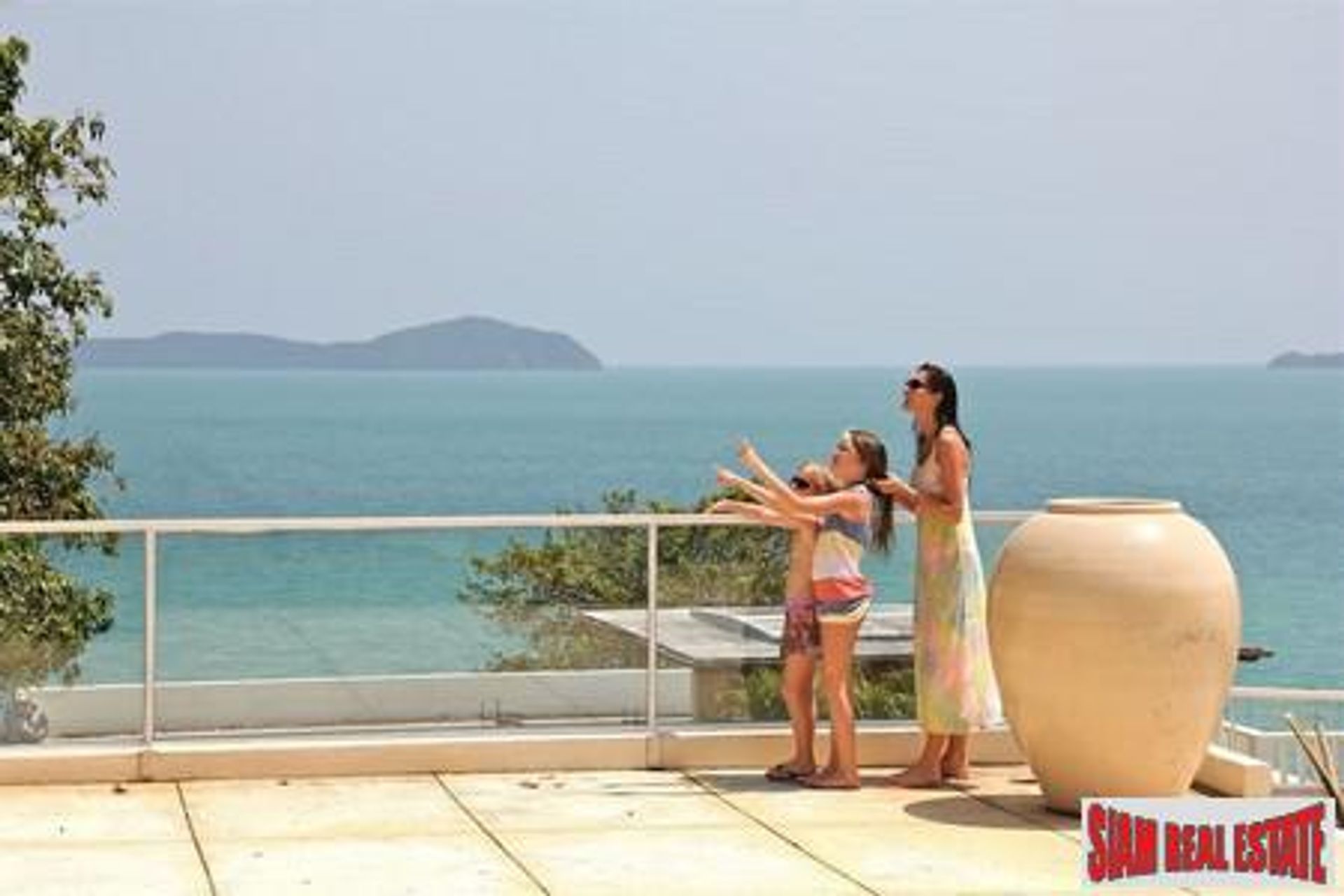 Condominium dans Ban Nai Han, Phuket 10027559