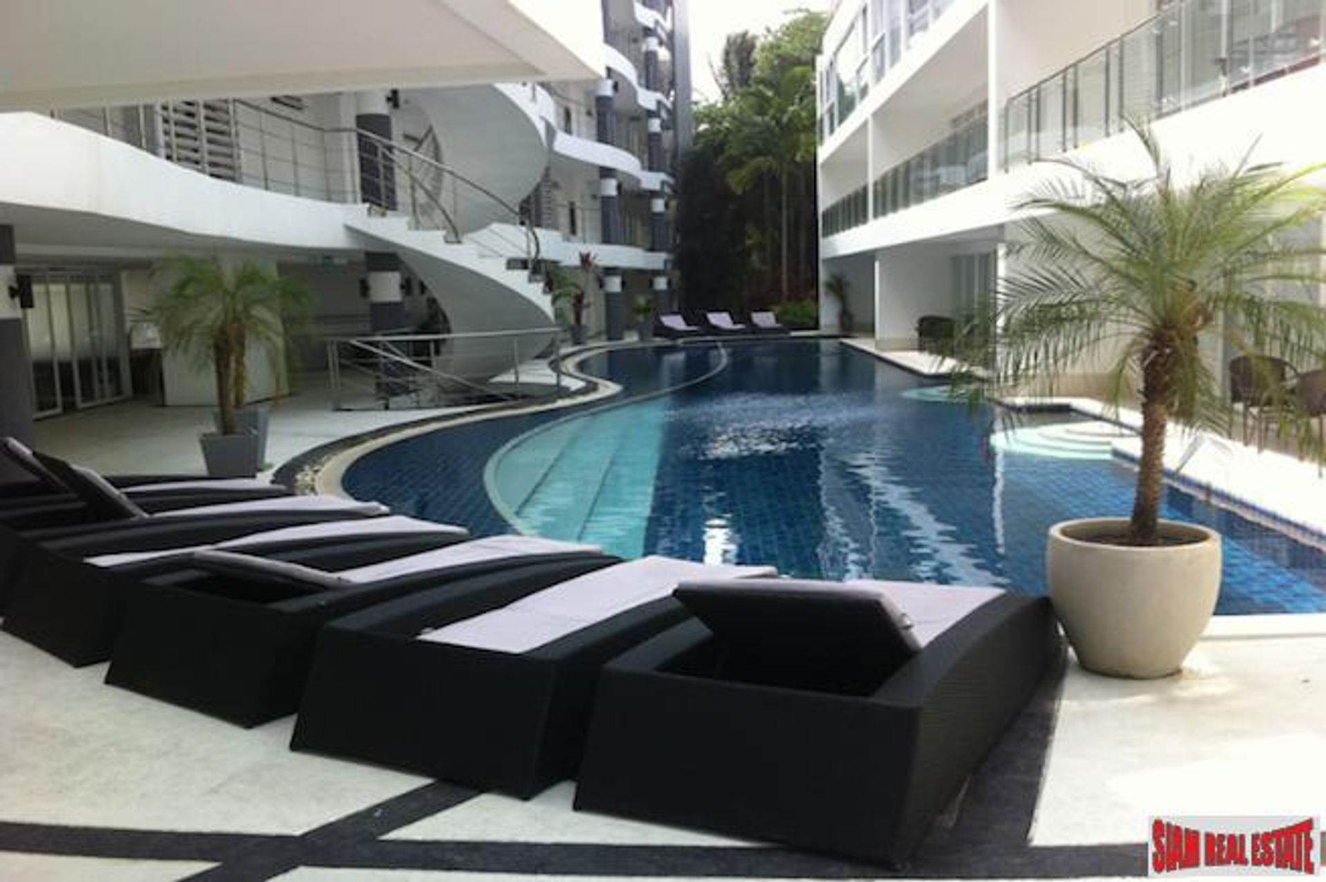 Condominium in Karon, Phuket 10027757