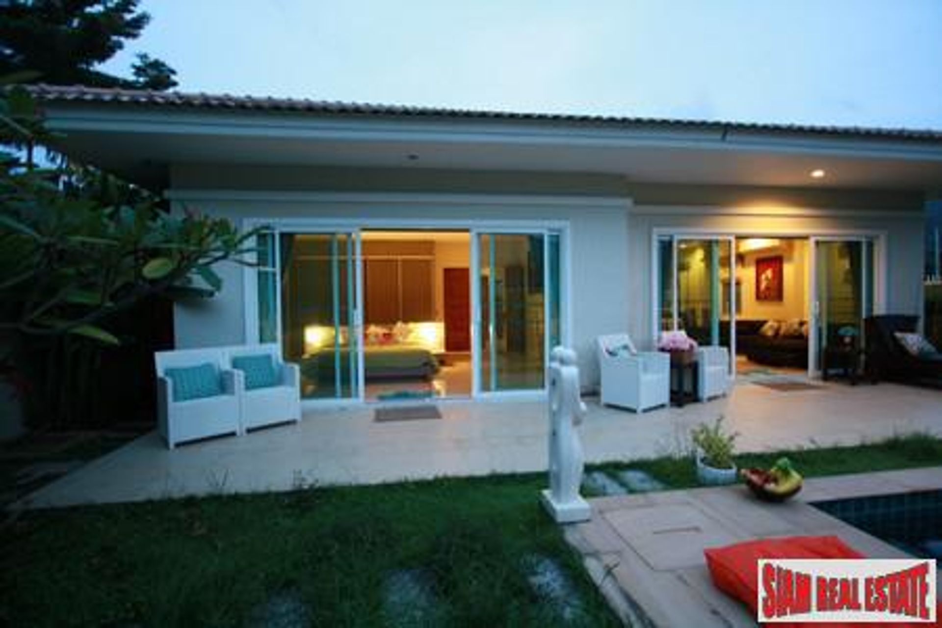 Hus i Chalong, Phuket 10027773