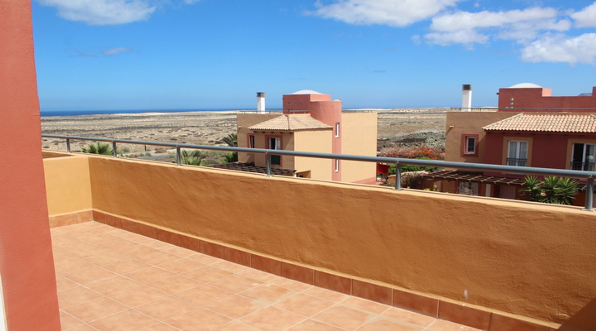 σπίτι σε Corralejo, Canary Islands 10028002