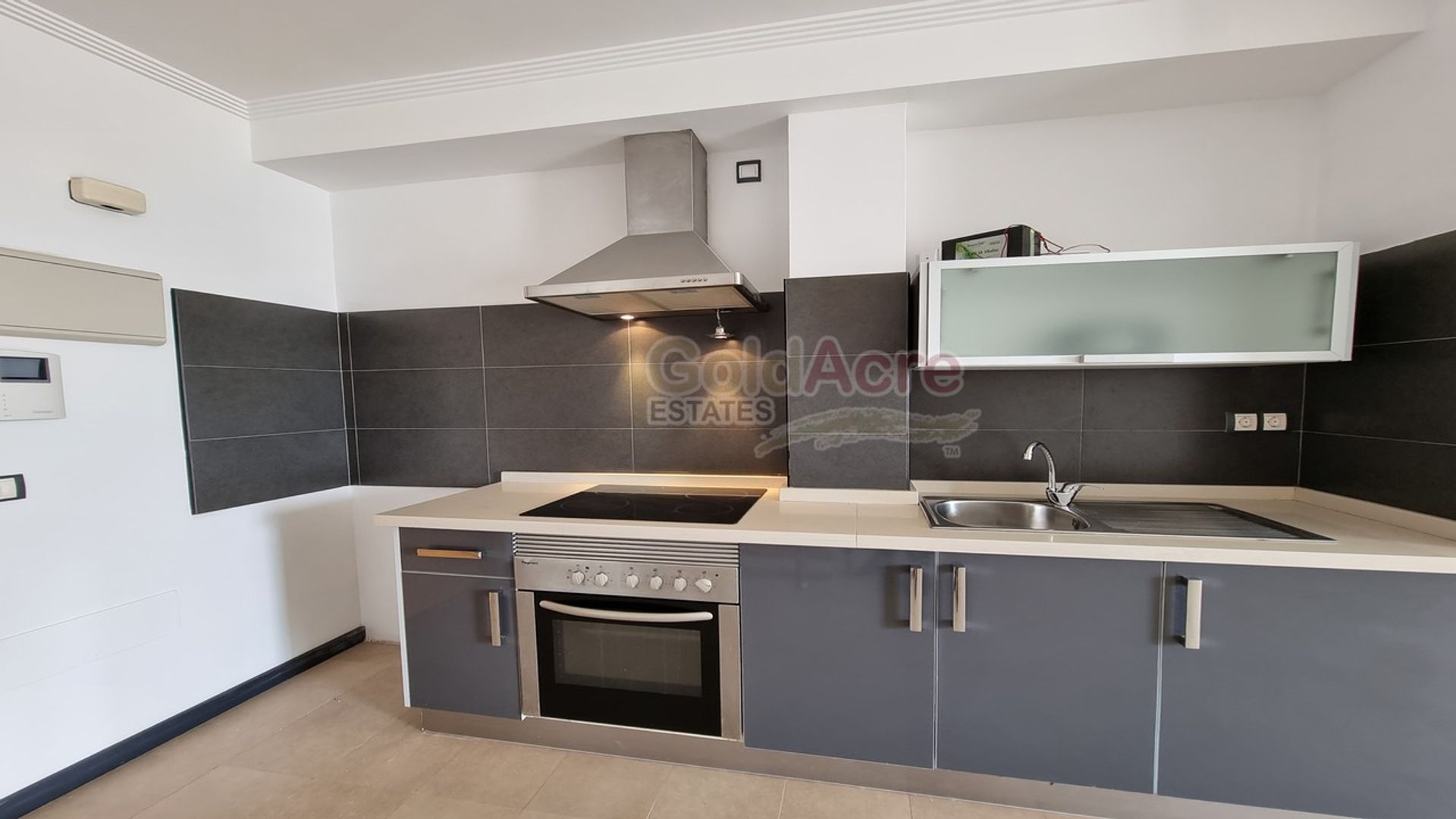 Condominium in El Cotillo, Canary Islands 10028100