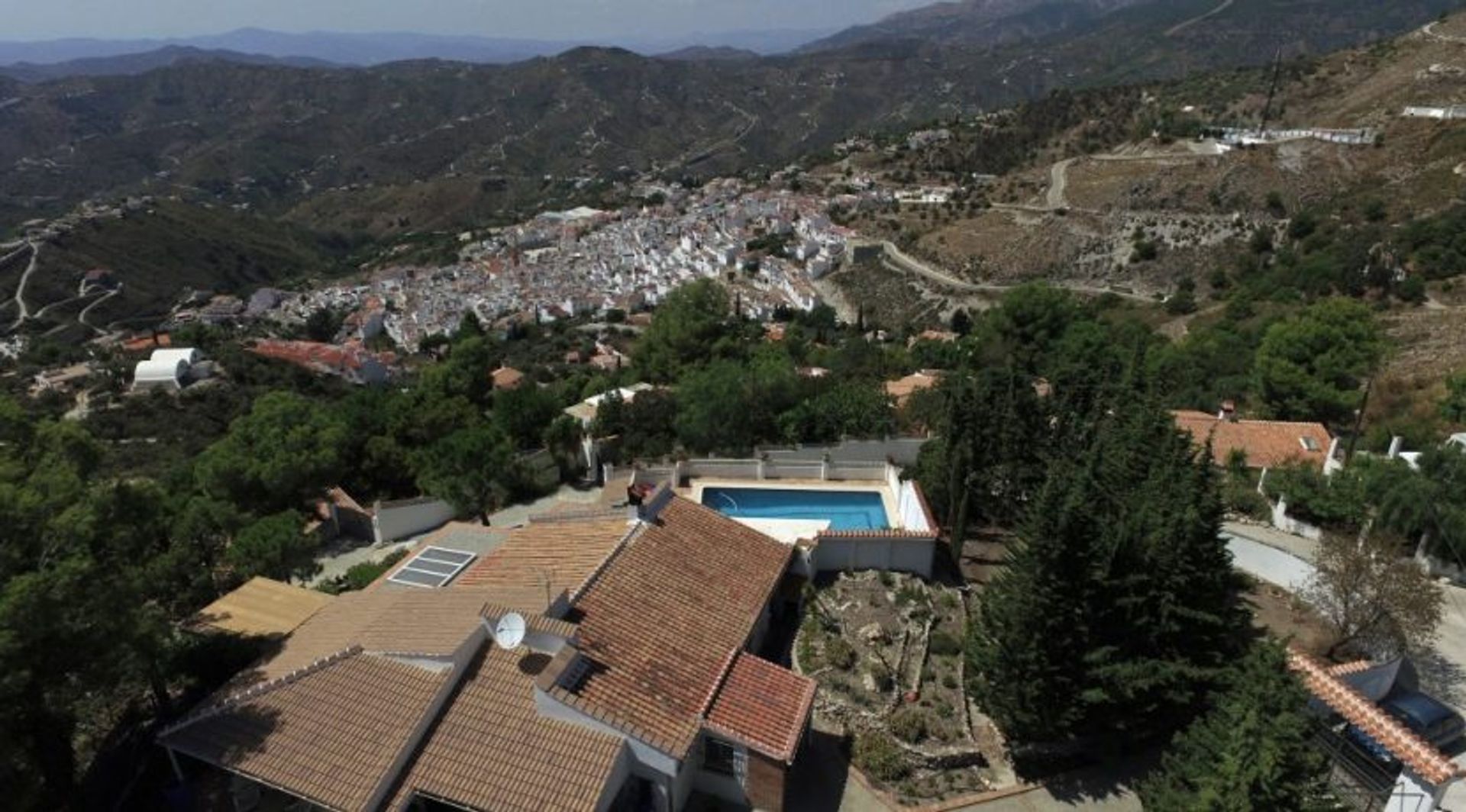 Résidentiel dans Competa, Malaga 10028145