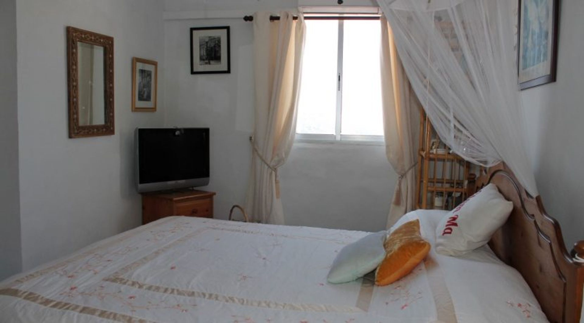 Huis in CanIllas de AlbaIda, Malaga 10028225