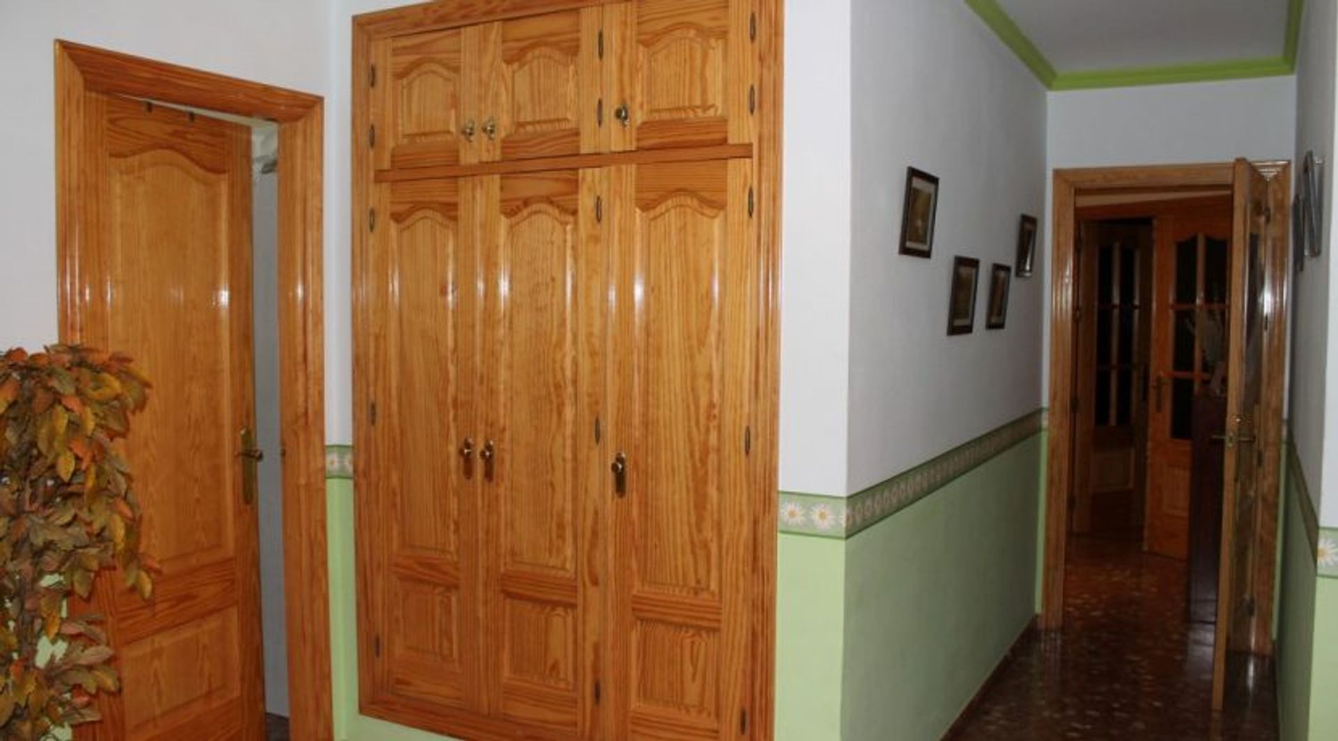 House in CanIllas de AlbaIda, Malaga 10028248