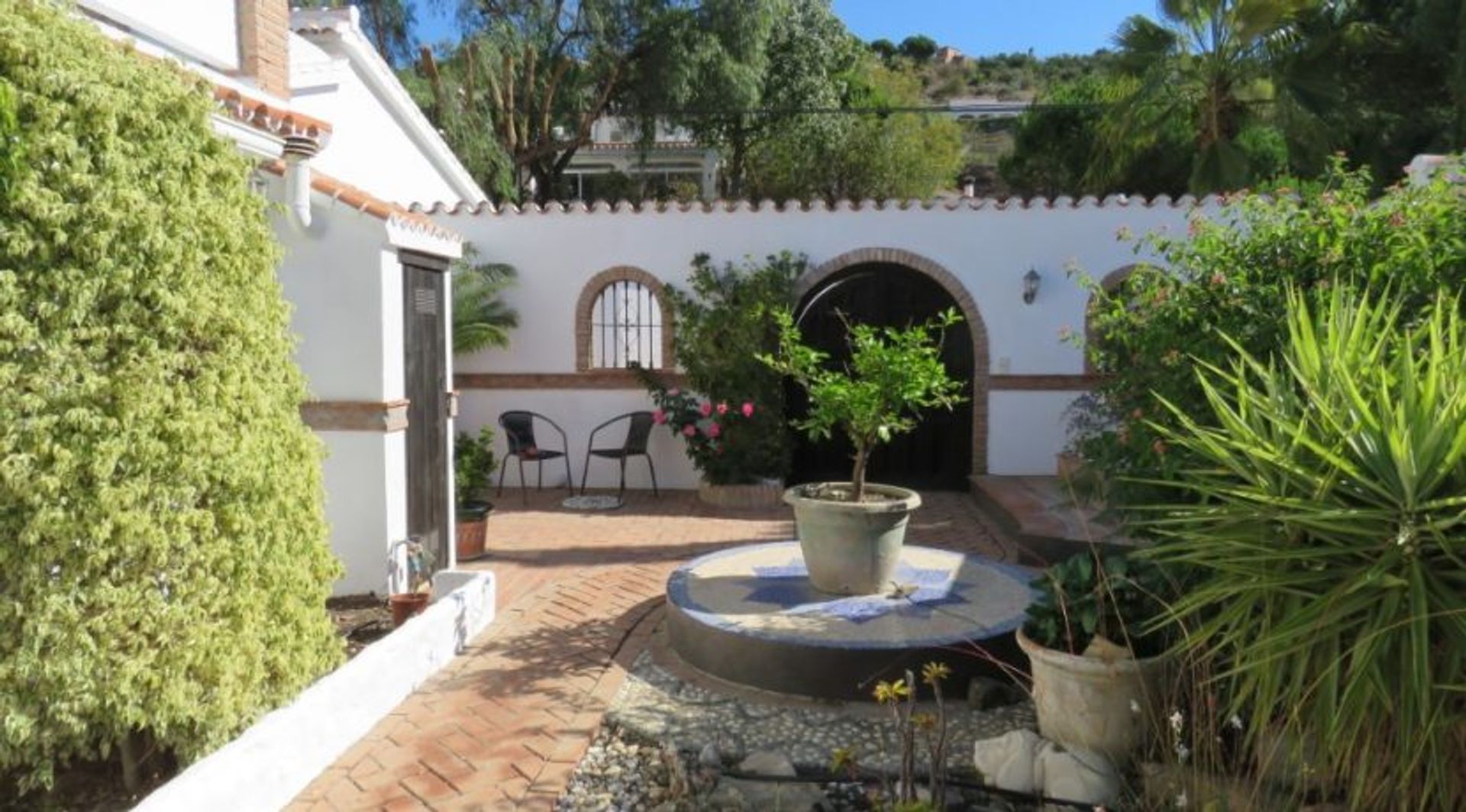 σπίτι σε Canillas de Albaida, Andalusia 10028259