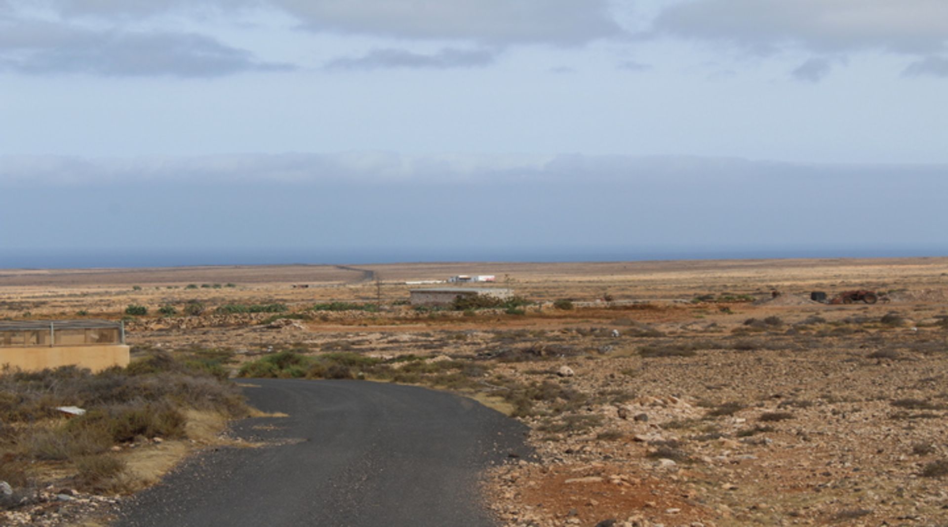 Terre dans Tindaya, Canary Islands 10028414