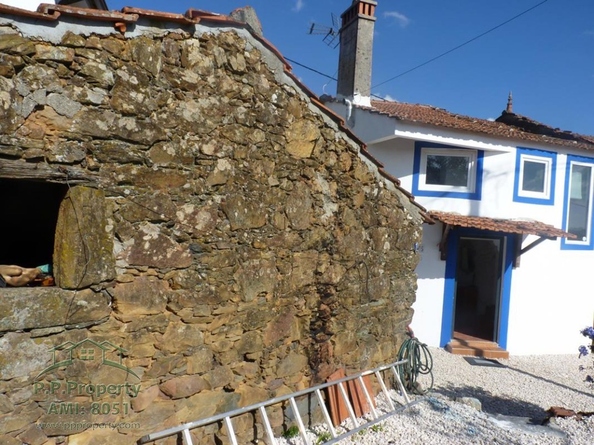 rumah dalam Pedrogao Grande, Leiria 10028801