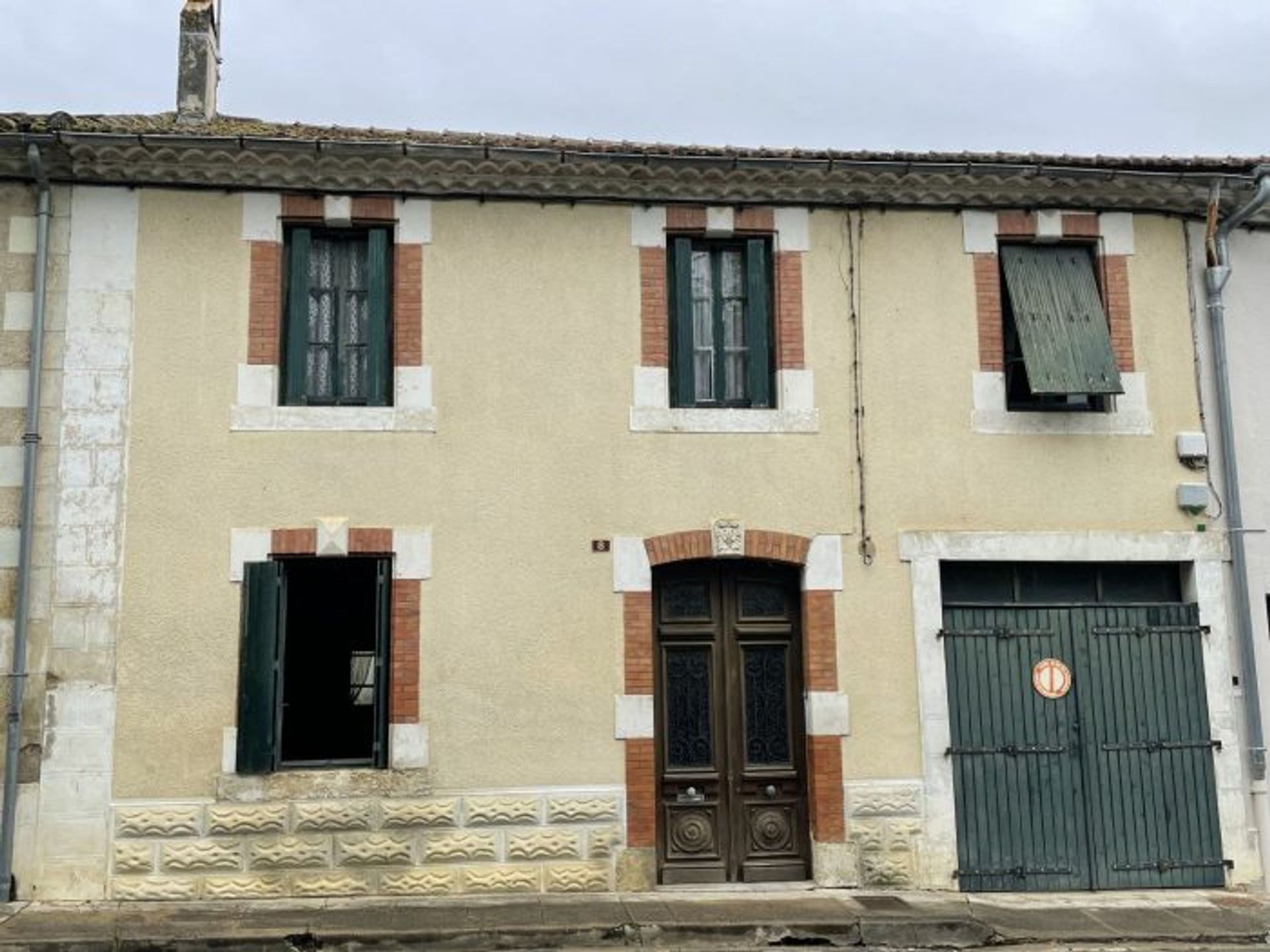 Hus i Masseube, Occitanie 10028888