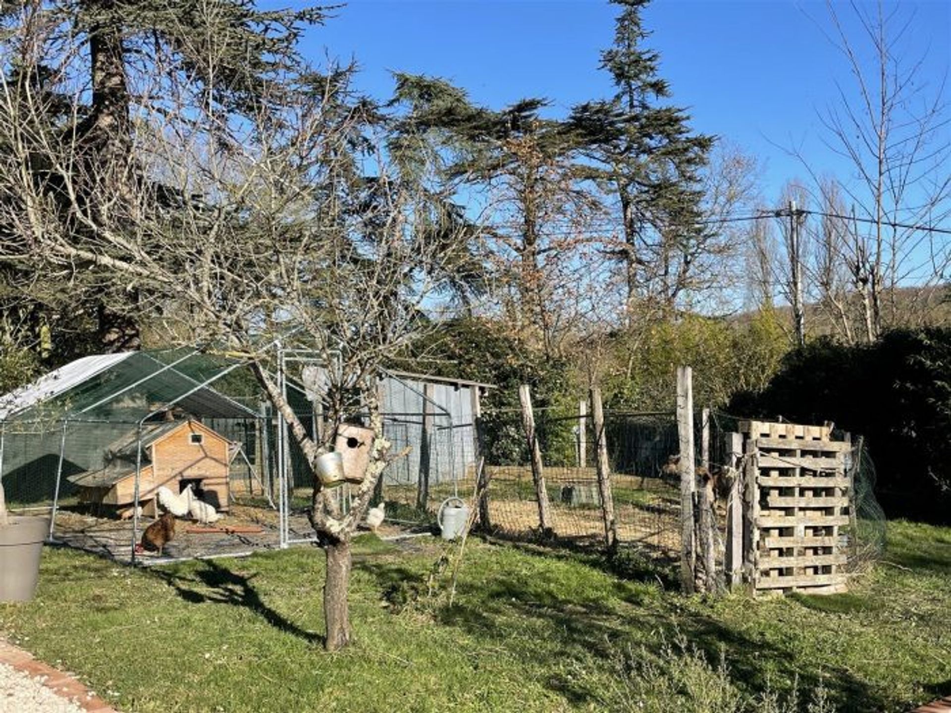 Talo sisään Seissan, Midi-Pyrenees 10028938