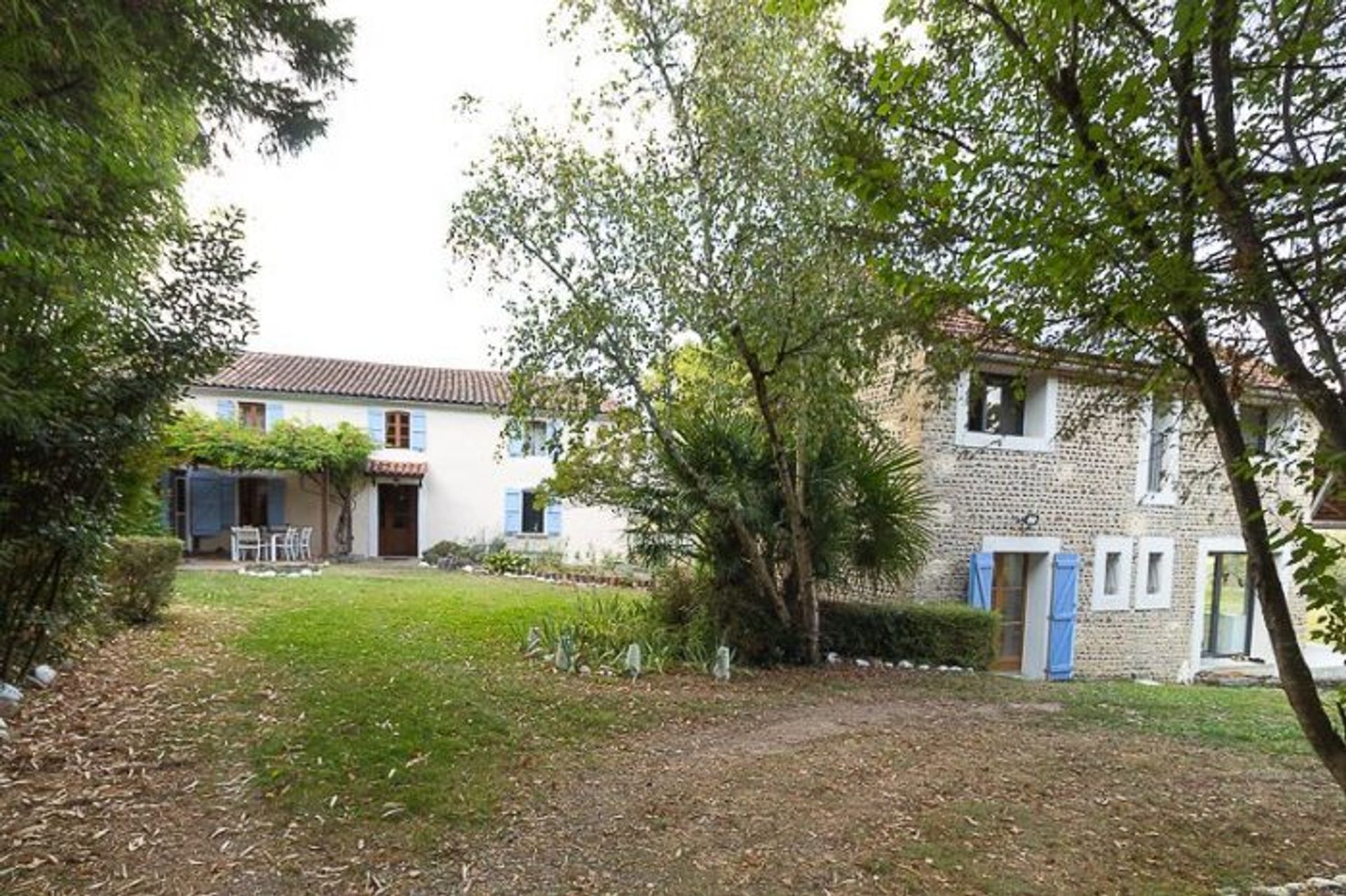 Будинок в Plaisance, Midi-Pyrenees 10028990